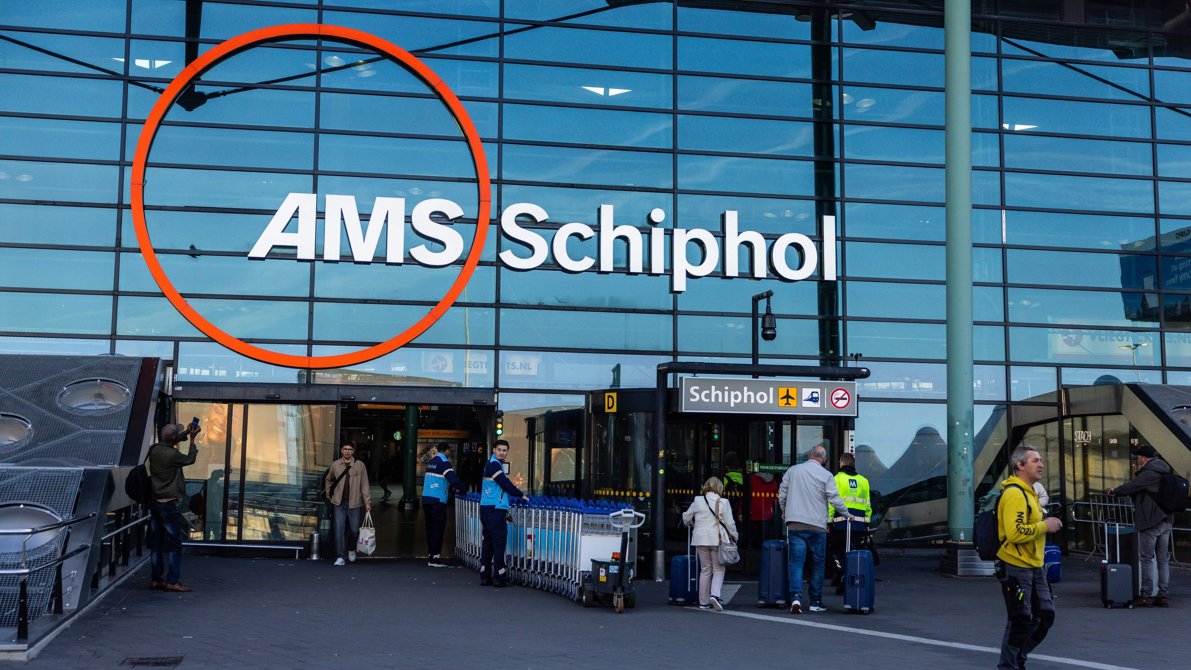 Vrouw (35), verdacht van terrorisme, opgepakt na terugkeer uit Syrië