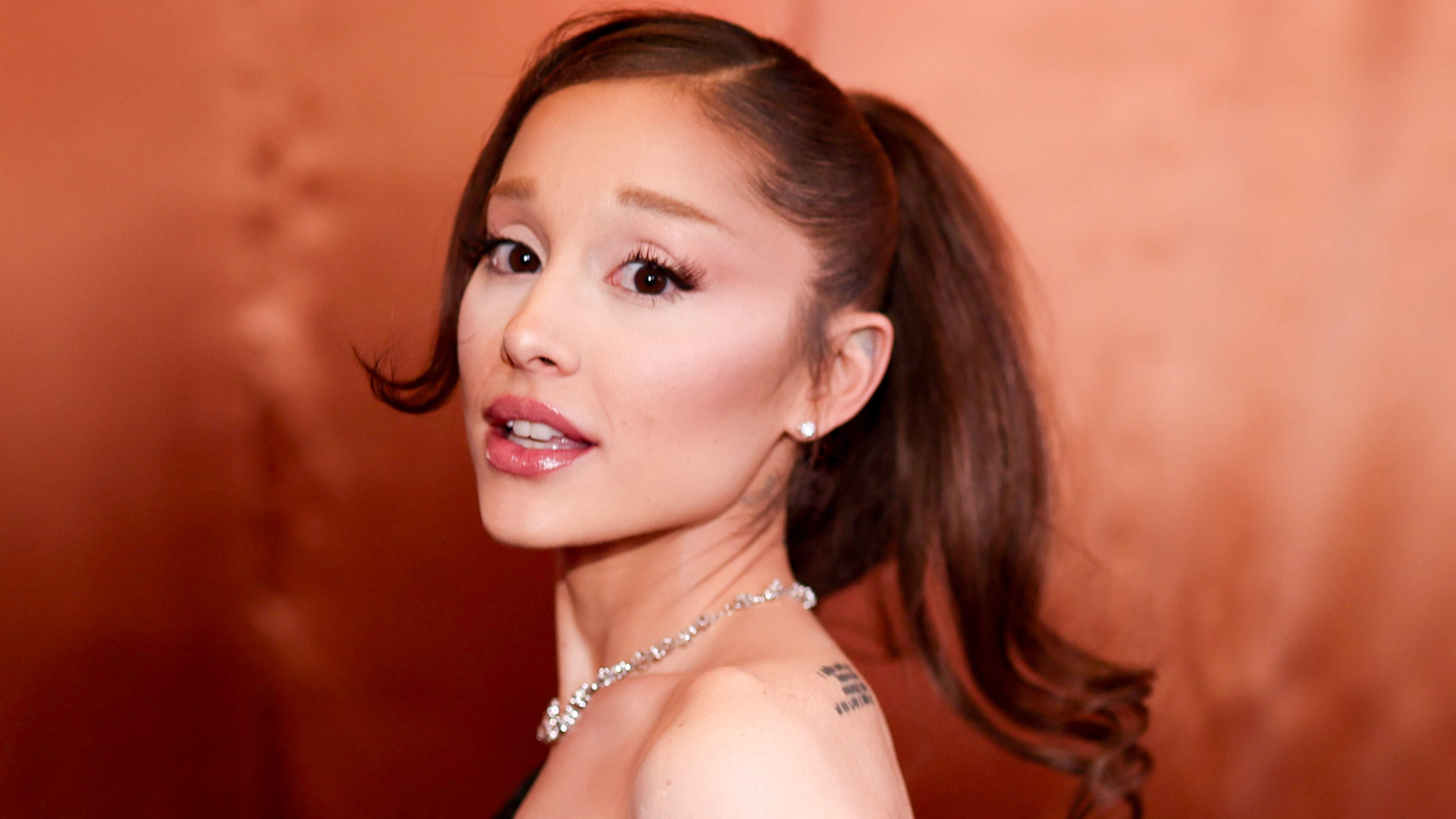 Ariana Grande komt met nieuw album: ’Misschien mijn laatste tour voor lange tijd’