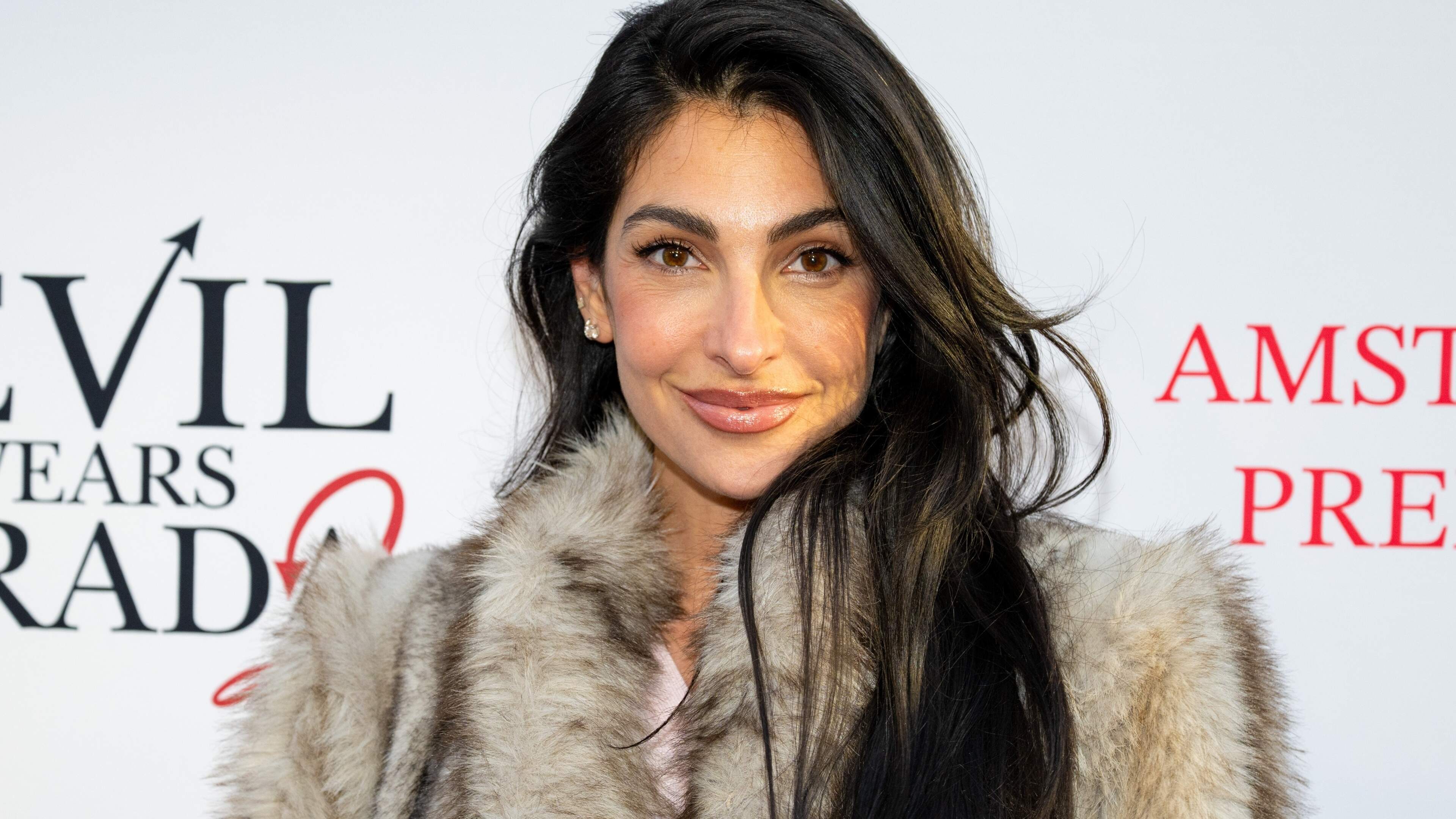 Anna Nooshin wankelt na bevalling: ’Heb ik een postnatale depressie?’