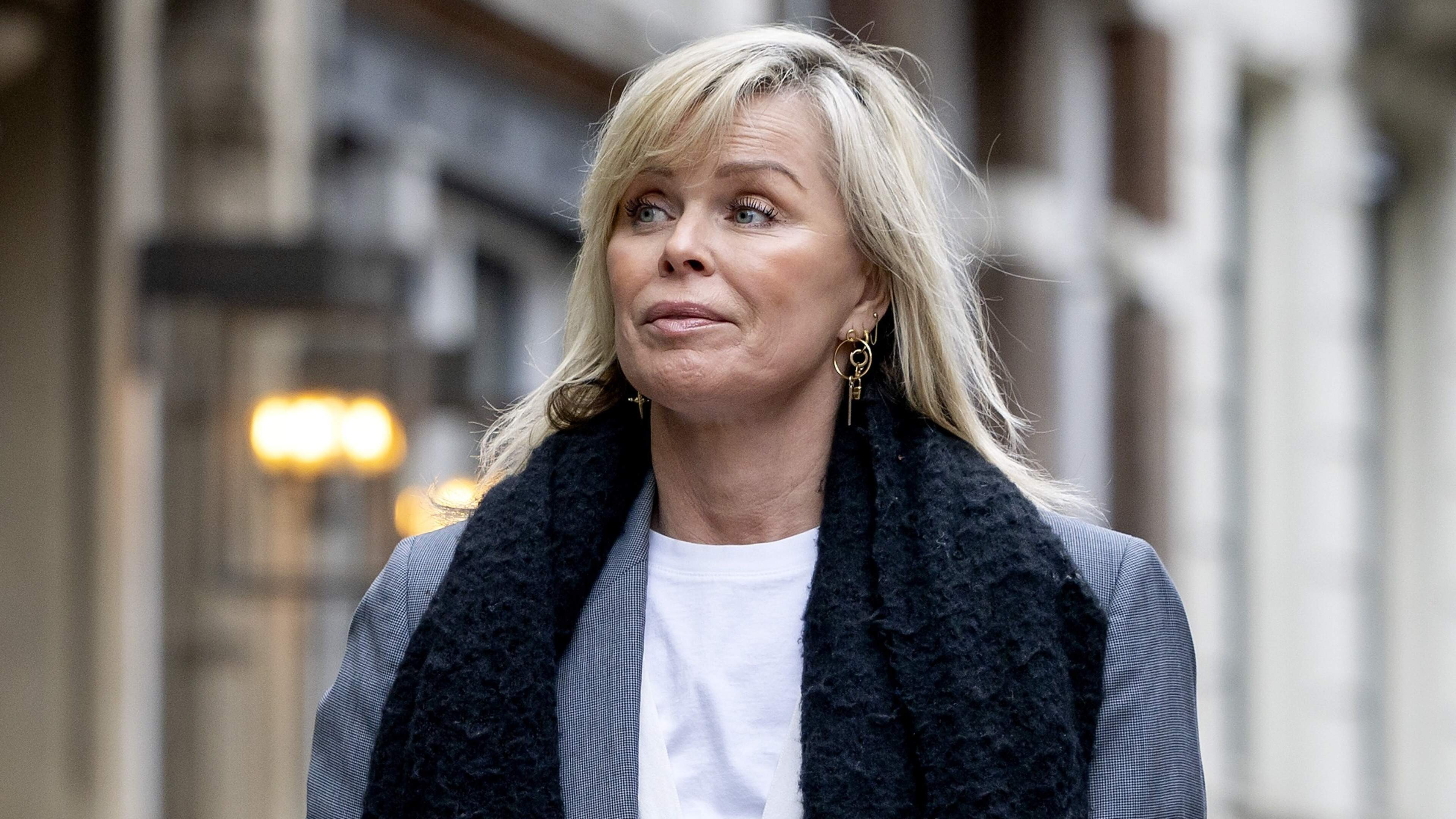 Bridget Maasland openhartig over kankerdiagnose moeder Elly | De Telegraaf