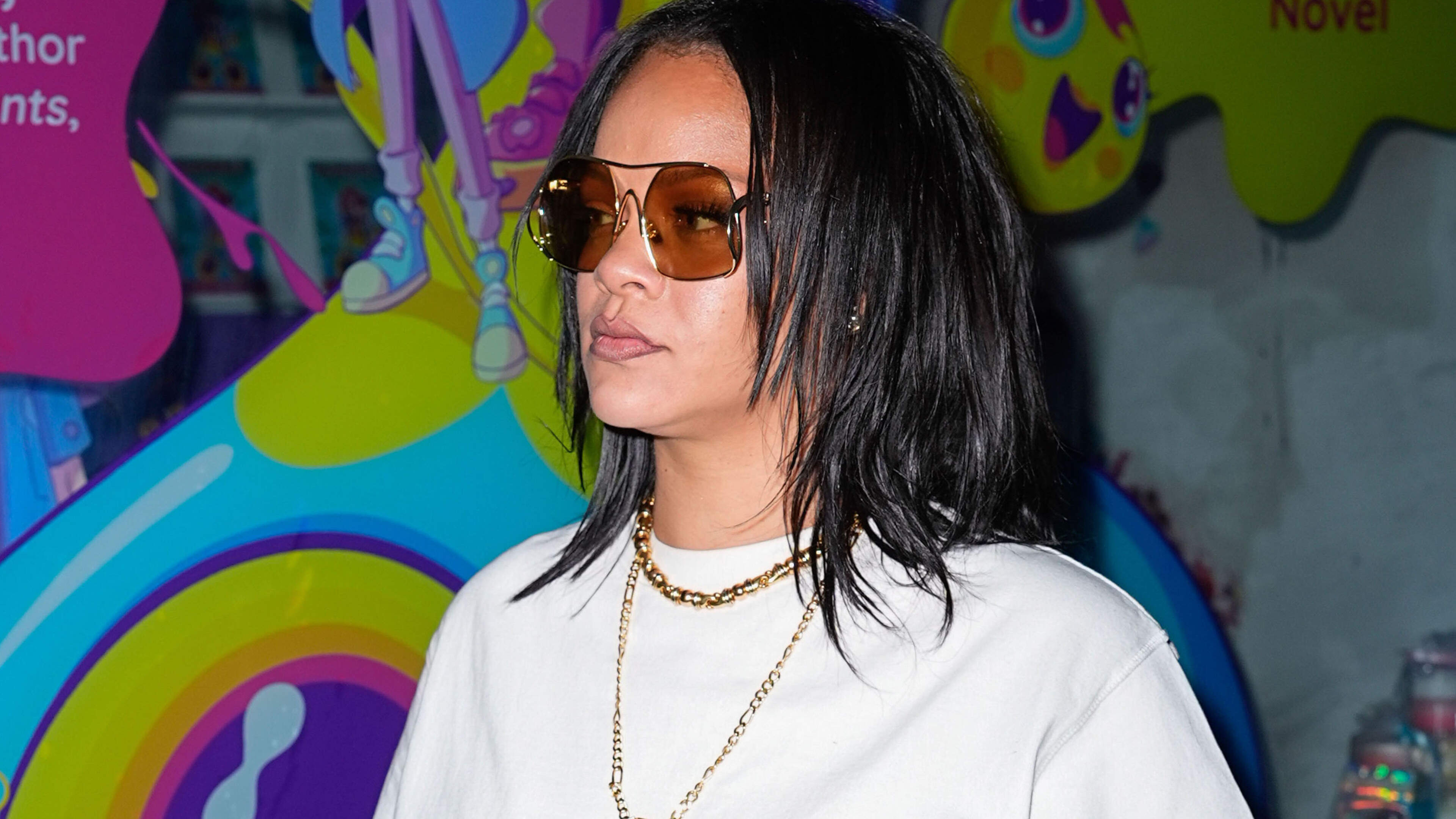 Rihanna herdenkt vader een jaar na zijn overlijden: ’Mijn beschermengel’