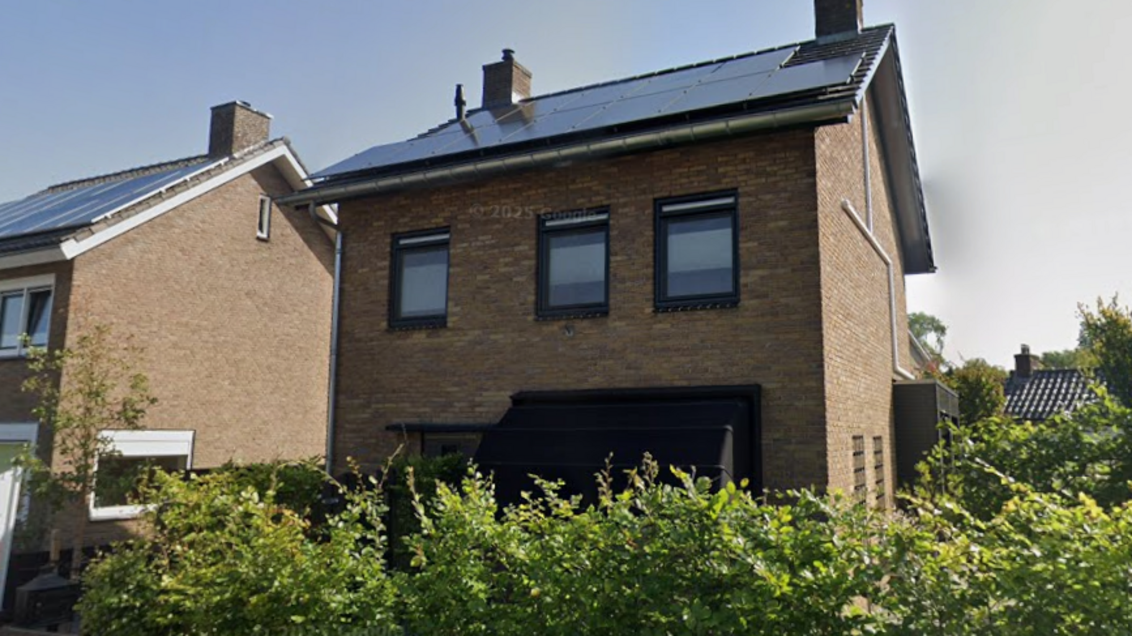 Dennis Schouten verruilt stadse penthouse voor ruime gezinswoning in Delden