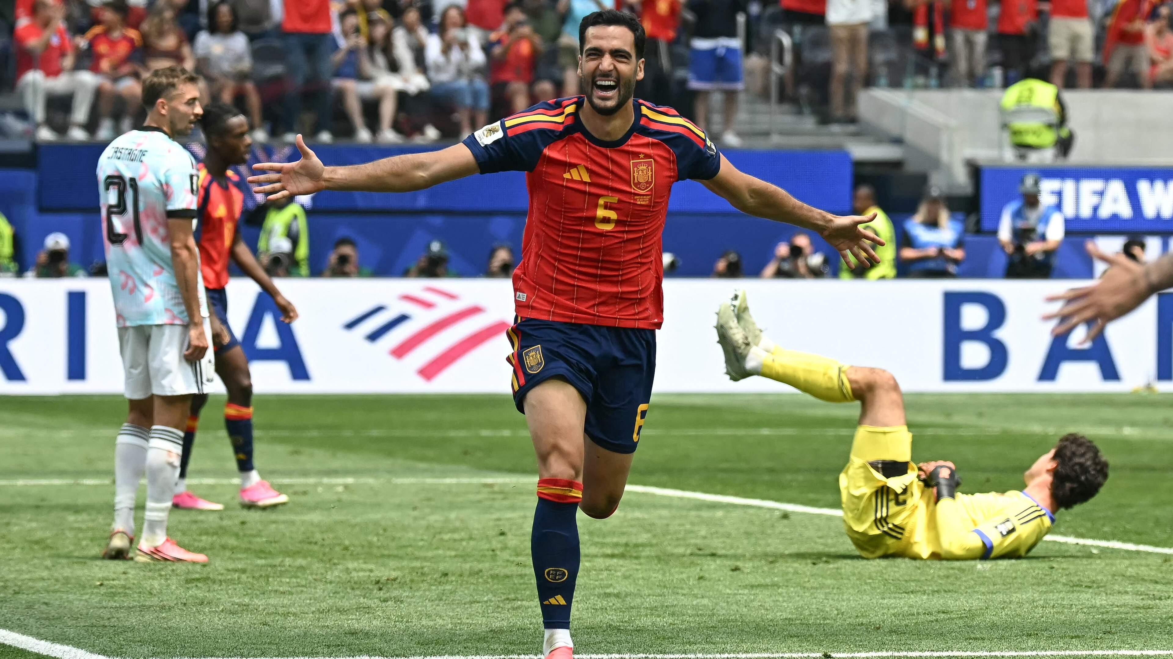 Spanje klopt België dankzij blunder ingevallen keeper en wacht absolute kraker tegen Frankrijk in halve finale