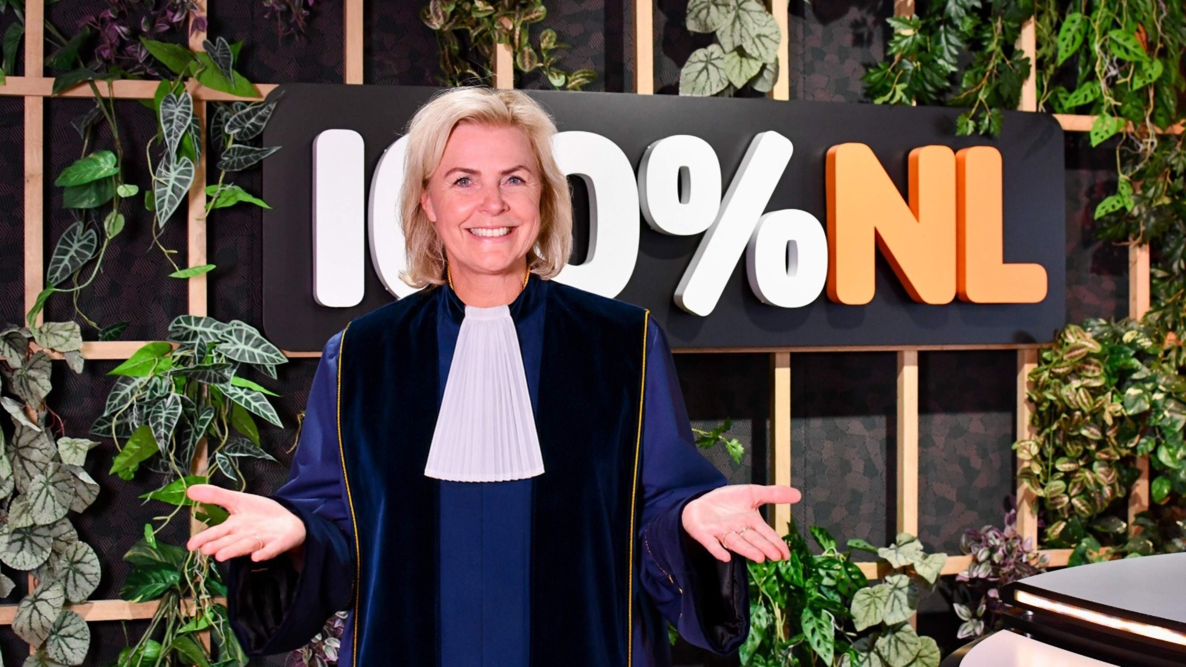 Irene Moors trouwt luisteraars tijdens 100% NL-Trouwmarathon: ’Een eer dat ik setjes in het echt mag verbinden’