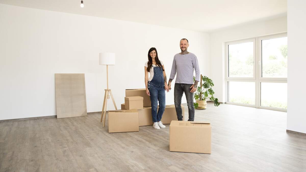 住宅所有者ははるかに短いままですが、「庭のある家への流れは立ち往生します」