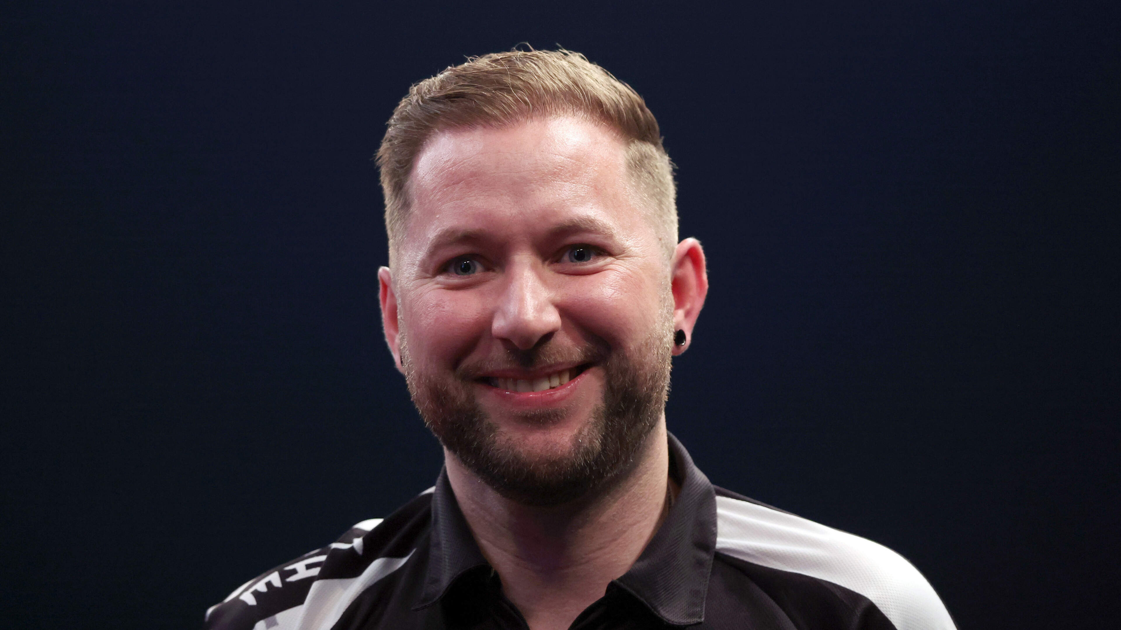 Ondermaatse Danny Noppert met hangen en wurgen door in Duitsland, later Michael van Gerwen in actie