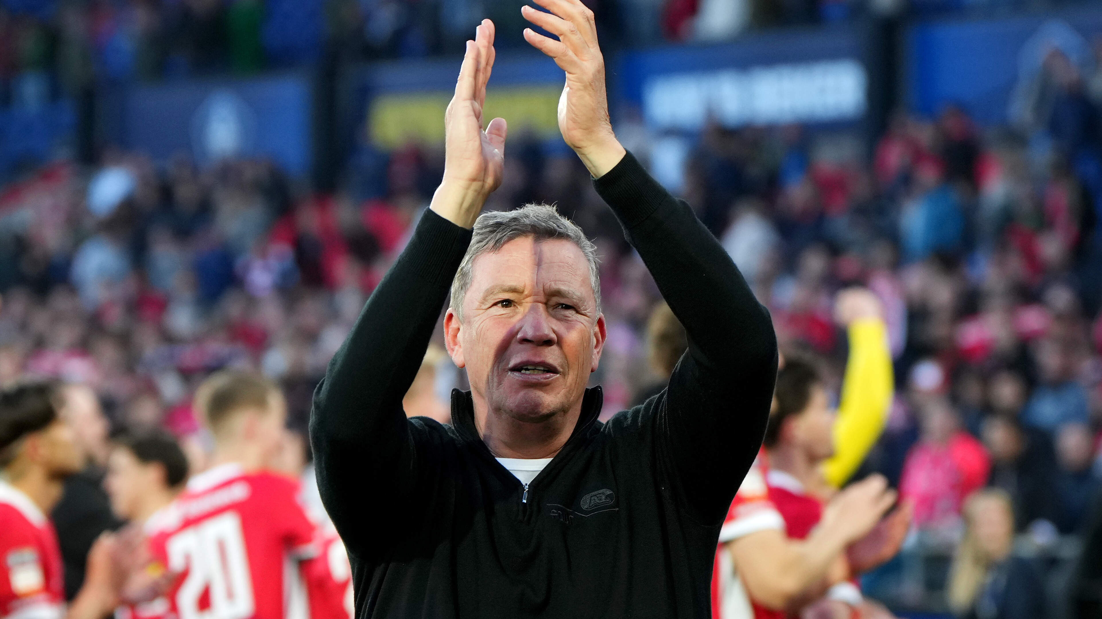 Leeroy Echteld speelt hoog spel bij AZ en maakt het waar met winst in KNVB-beker