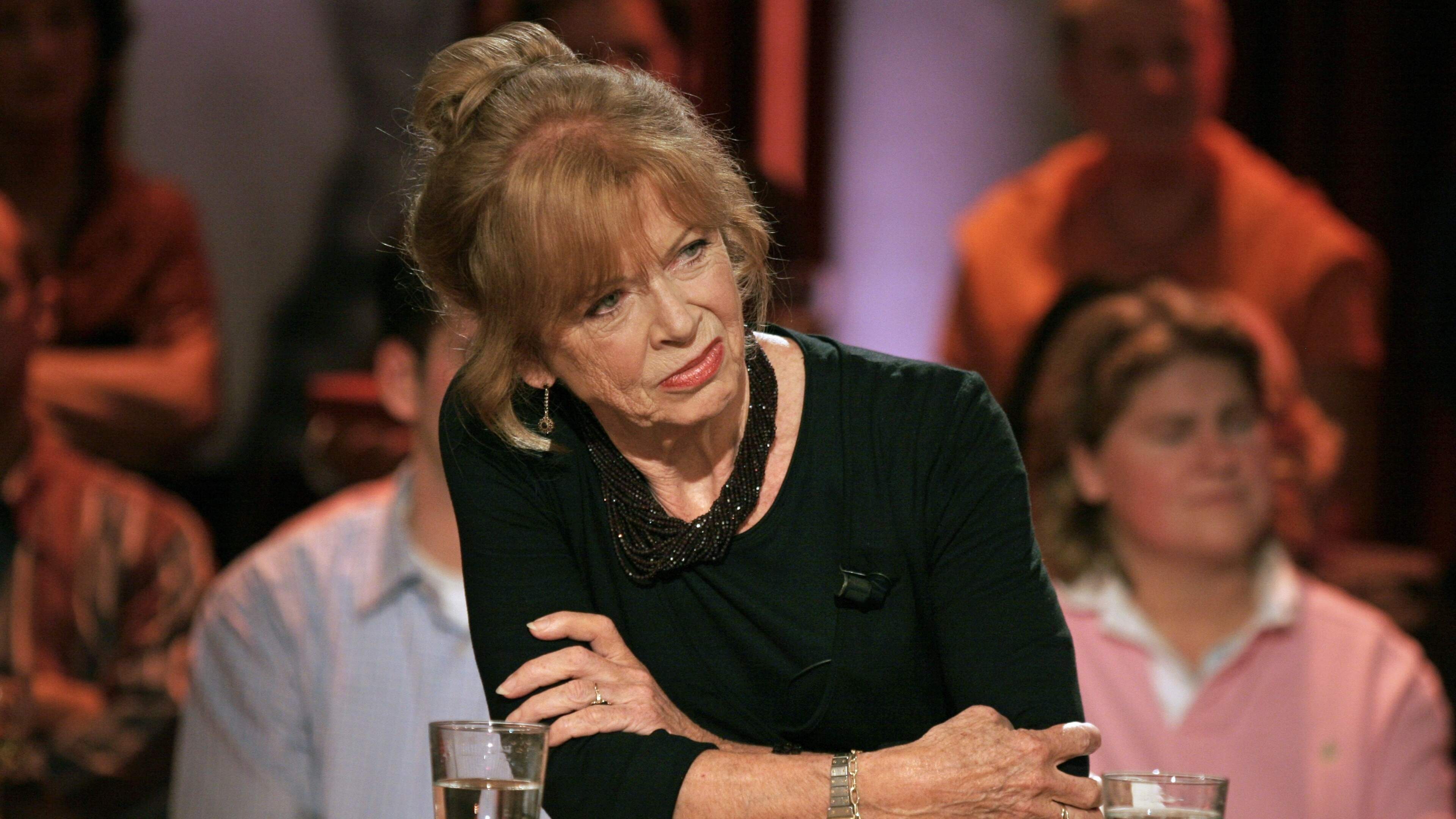 ’Koningin van de talkshow’ Sonja Barend had oog voor gewone mensen en flirtte met Mick Jagger