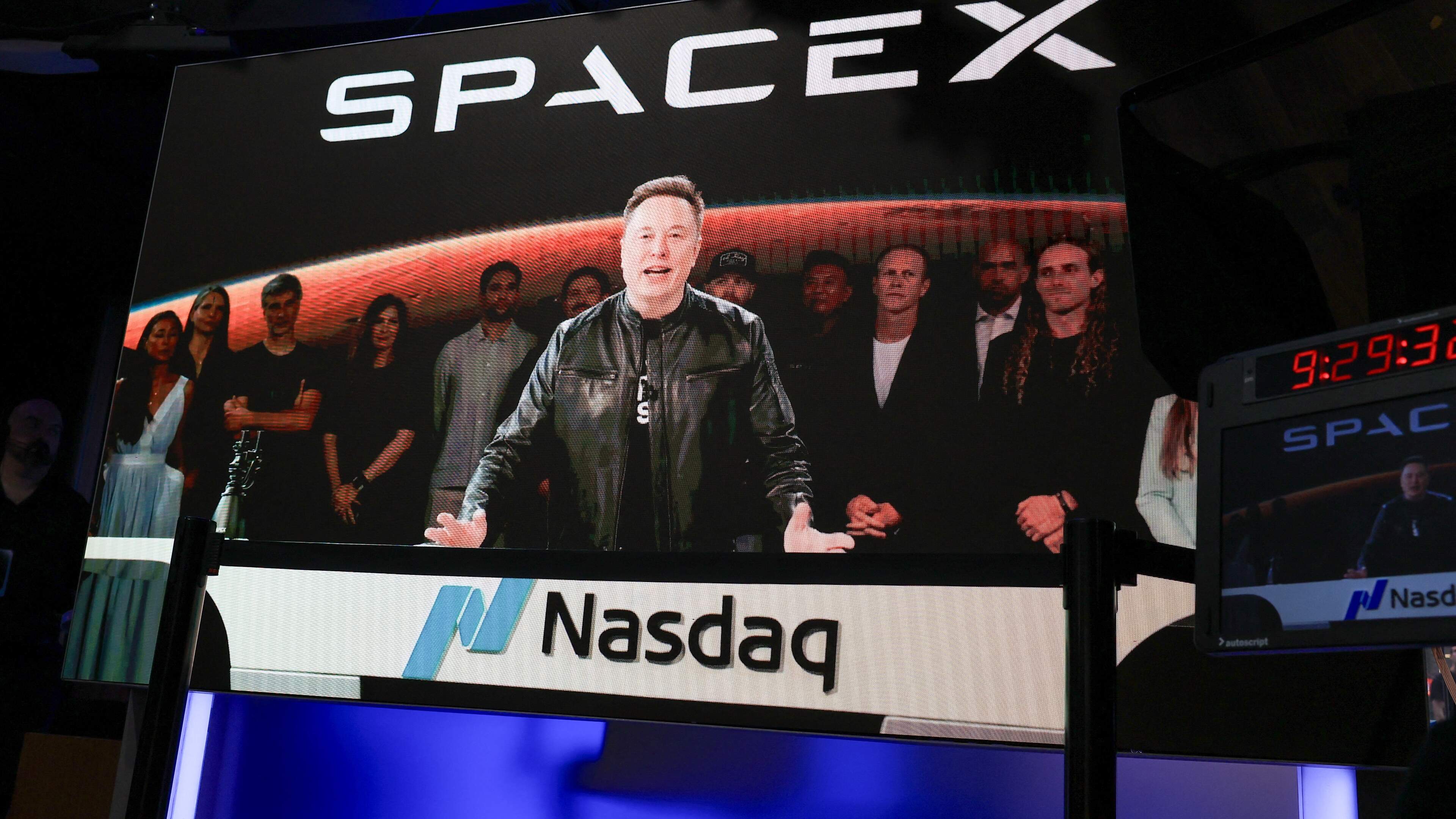 Techreuzen SpaceX en Tesla zetten deur open naar grootste fusie ooit: nieuwe combinatie gaat in beurswaarde Alphabet, Apple en Nvidia achterna