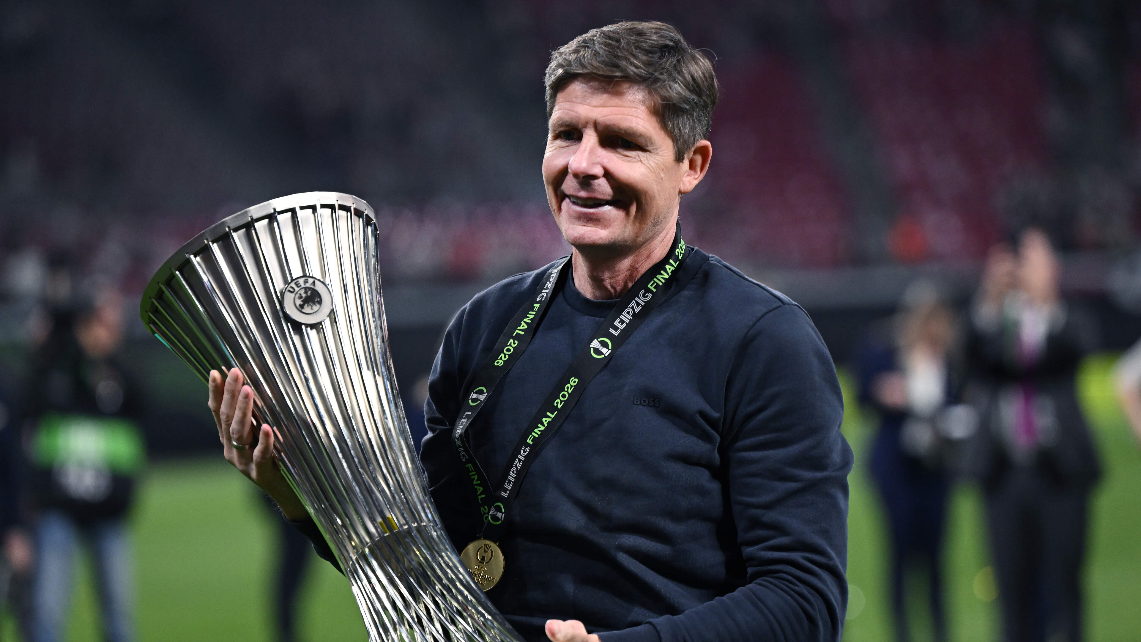 Feyenoord kijkt naar buitenlandse coach voor opvolging Van P