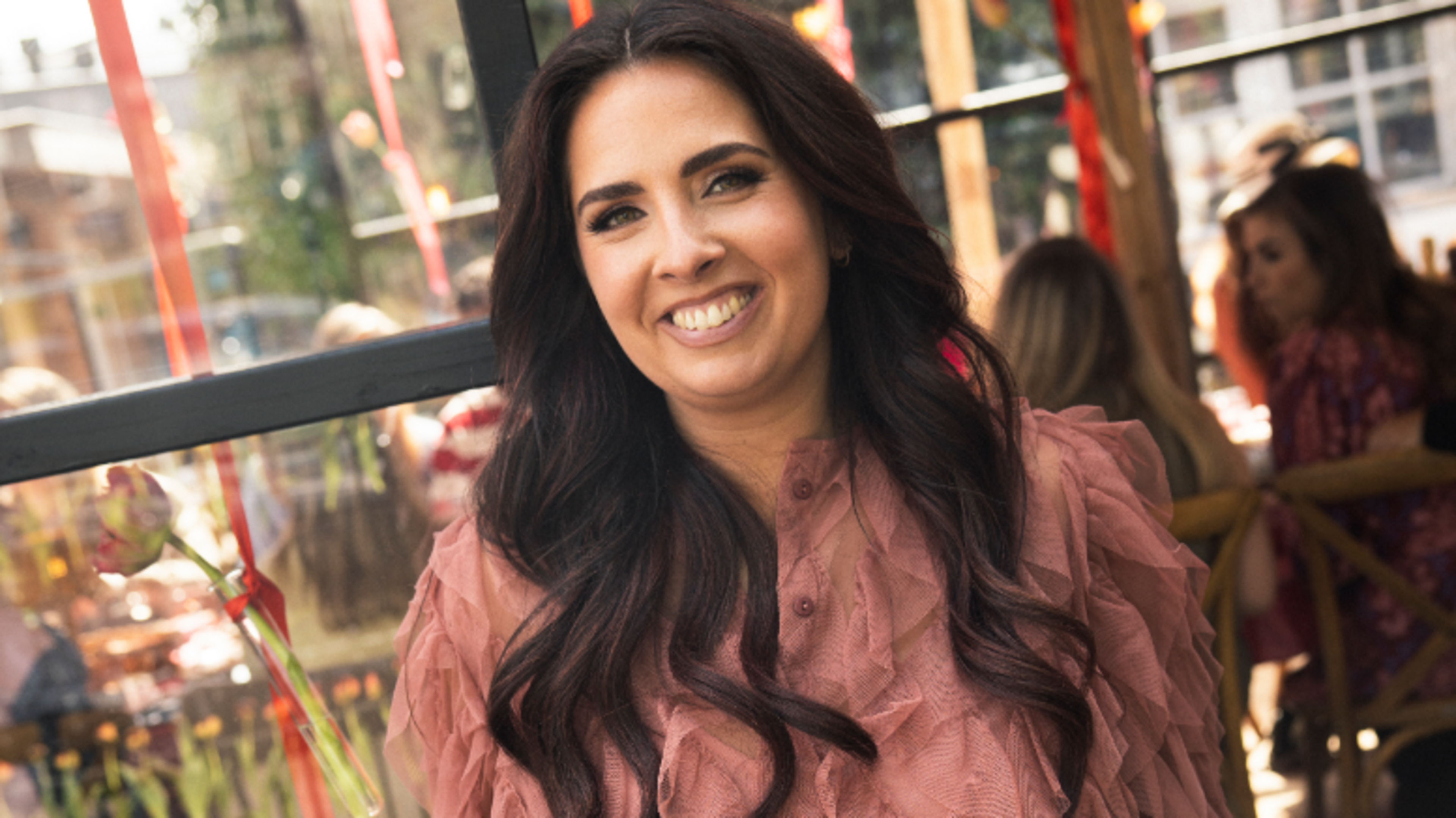 Echte Gooische Moeder Leslie Keijzer (35) openhartig over medicijngebruik na depressie: ’Het is mijn redding geweest’