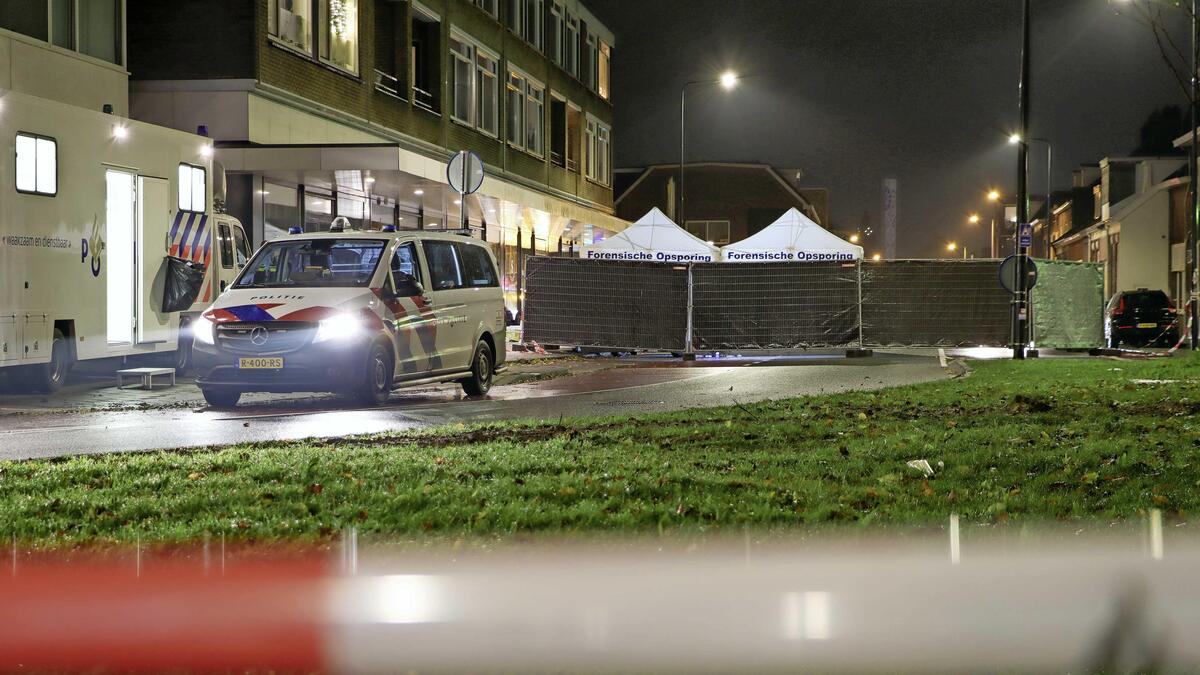 Lichaam gevonden in auto Enschede: politie gaat uit van misdrijf | De ...