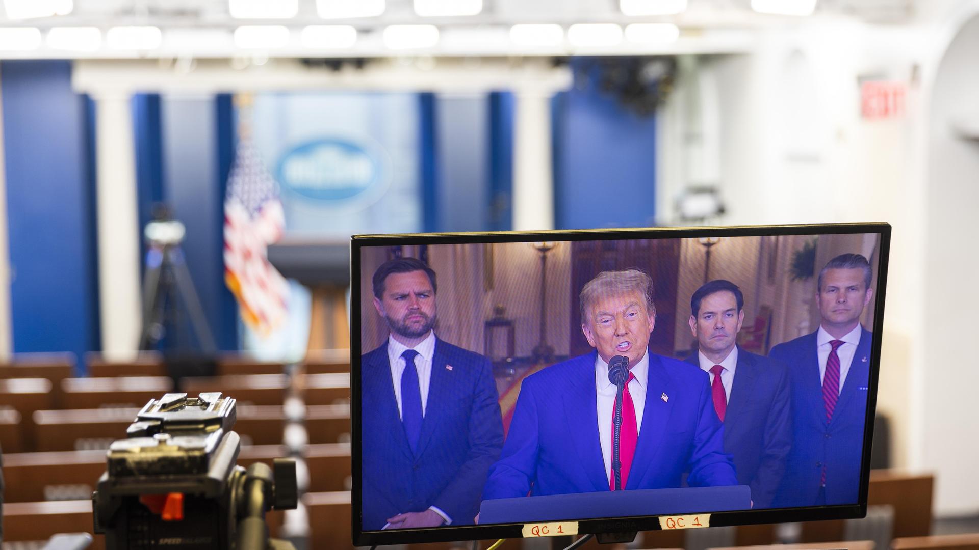 Volgens Trump is er behoefte aan ’frisse perspectieven’. 
