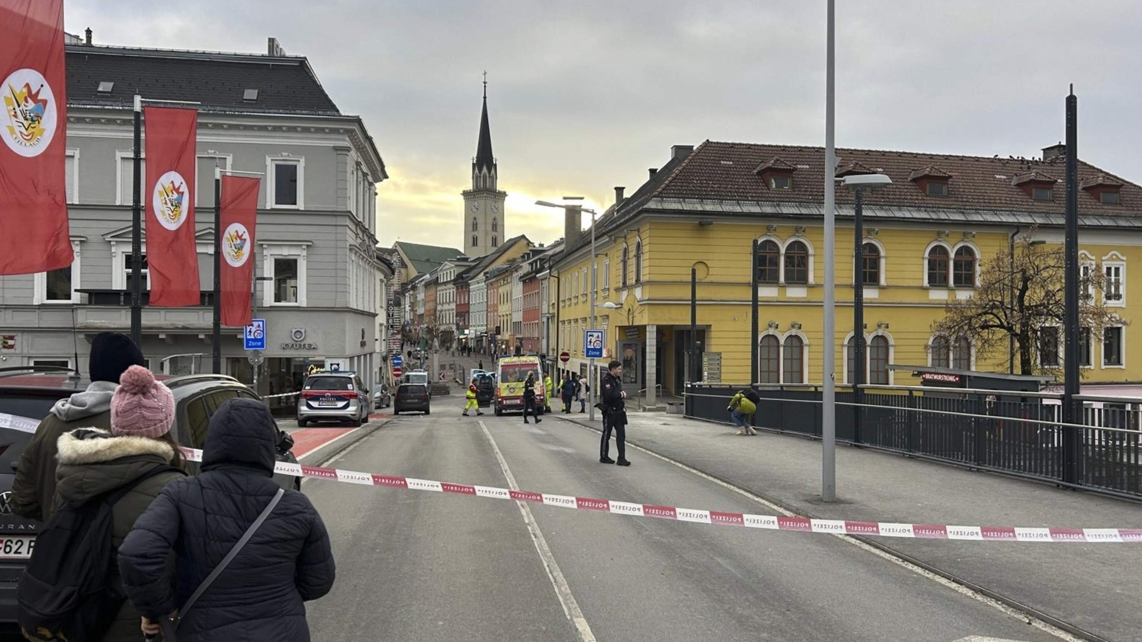 Levenslang voor IS-aanhanger (24) die tiener (14) doodstak in Oostenrijk