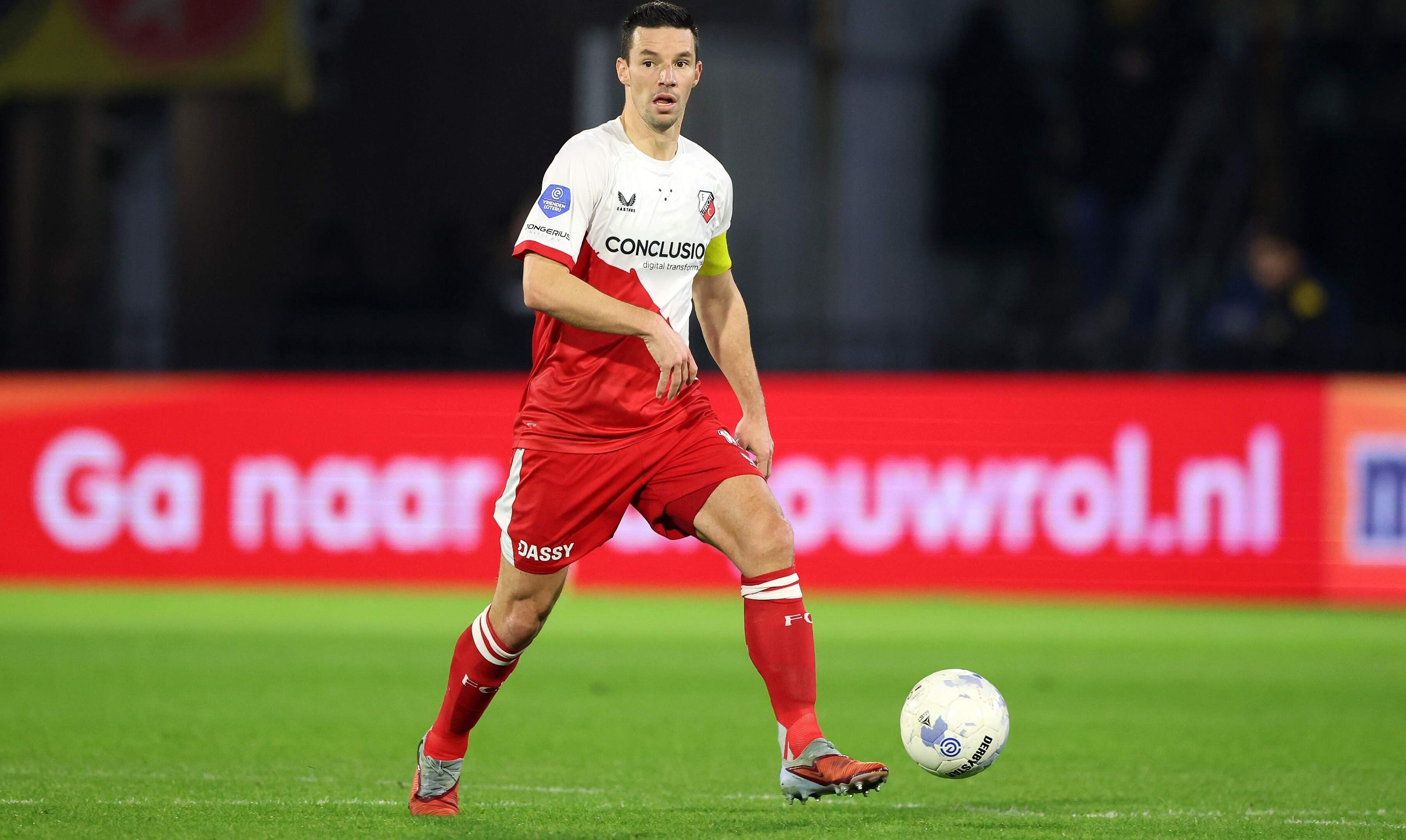 Nick Viergever niet door bij FC Utrecht, ervaren verdediger mikt op een nieuw avontuur