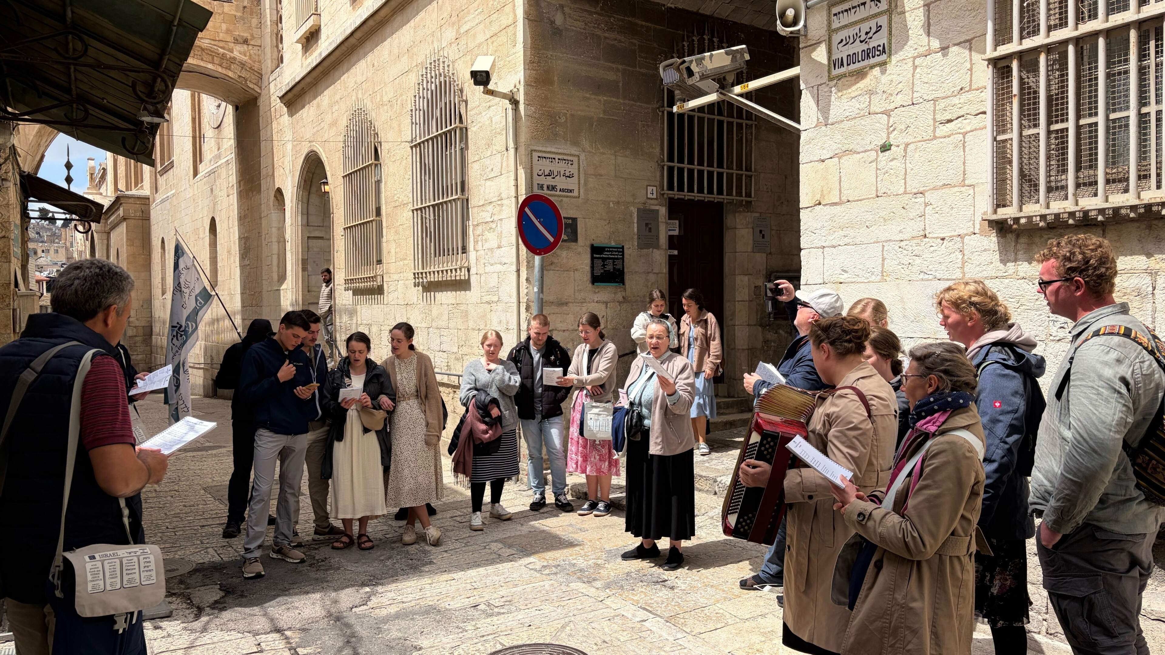 God is even weg uit  Jeruzalem; oude stad biedt deze paasweek een troosteloze aanblik