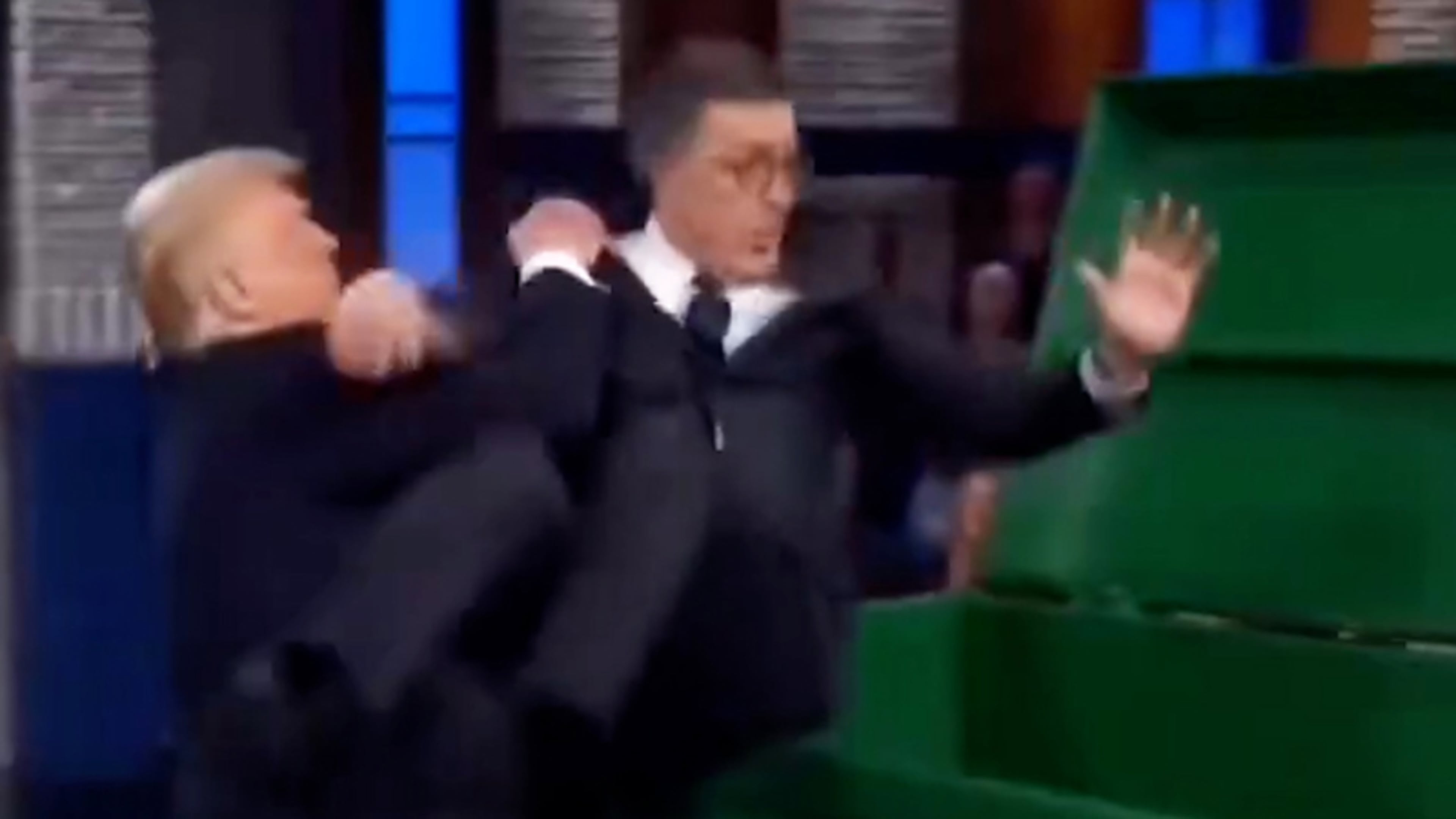 Opmerkelijk: Donald Trump gooit presentator stopgezette talkshow in kliko in AI-video