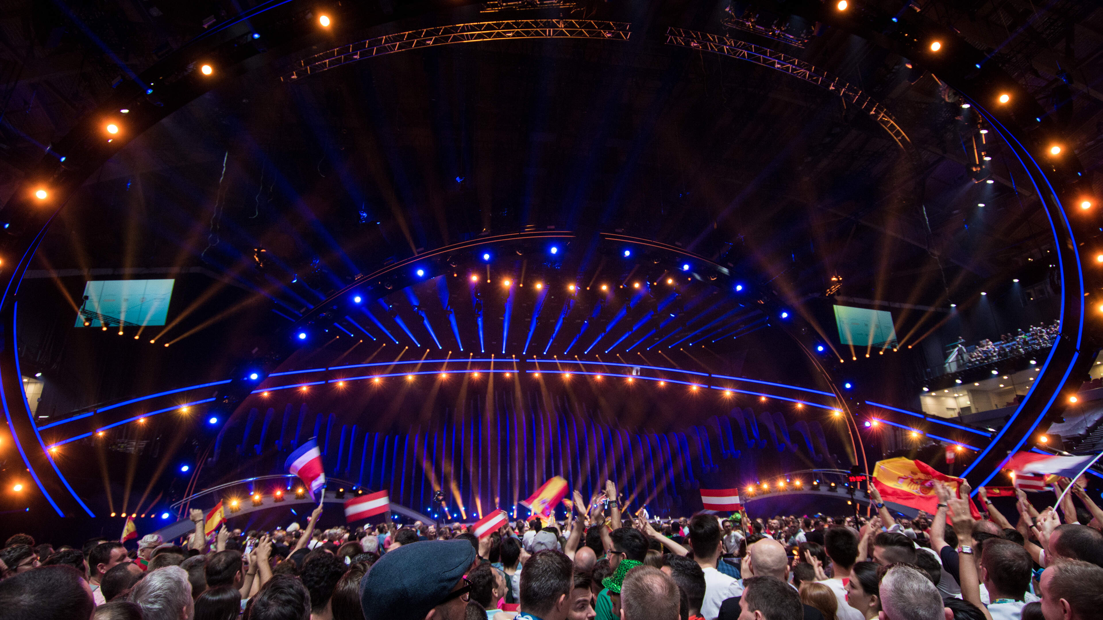 AvroTros wil in 2027 weer niet meedoen aan Eurovisie Songfestival, legt de bal weer bij NPO