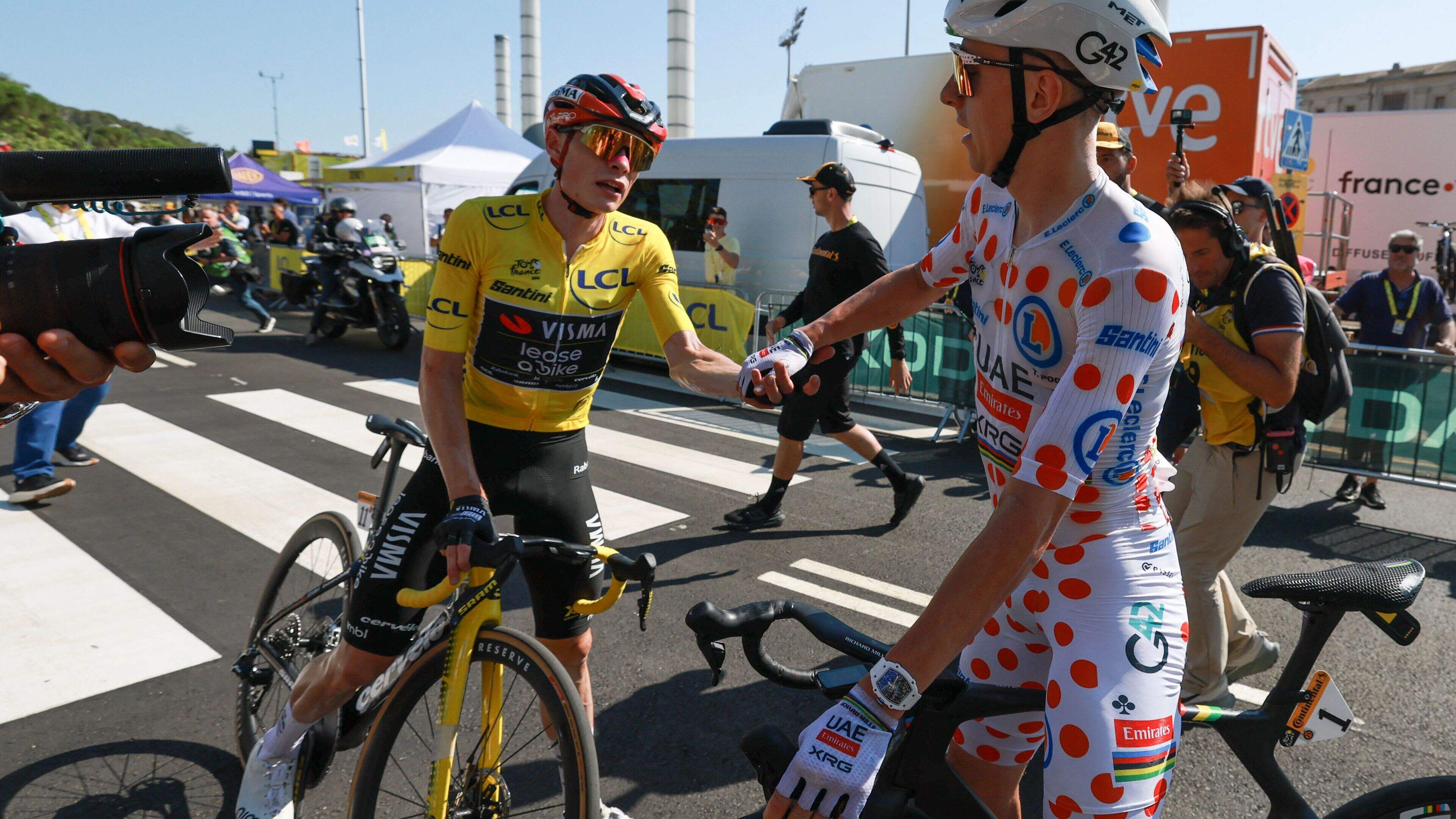 Finale derde etappe Tour de France zonder publiek vanwege natuurbranden