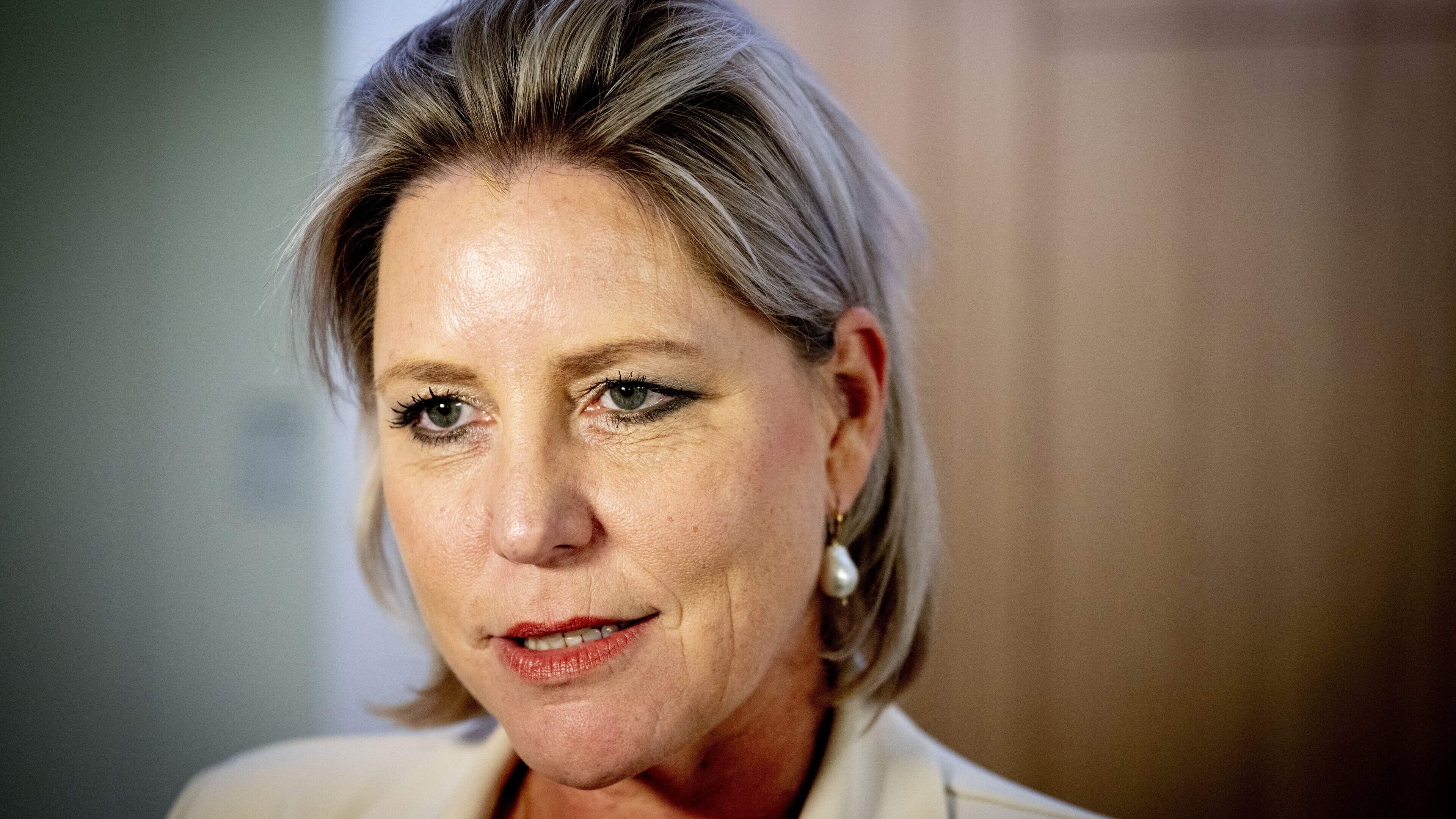 Kabinet houdt ondanks wens Kamer voet bij stuk: WK‑wedstrijd