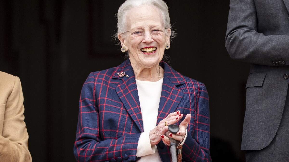 Deense koningin Margrethe in ziekenhuis met pijn op borst | De Telegraaf