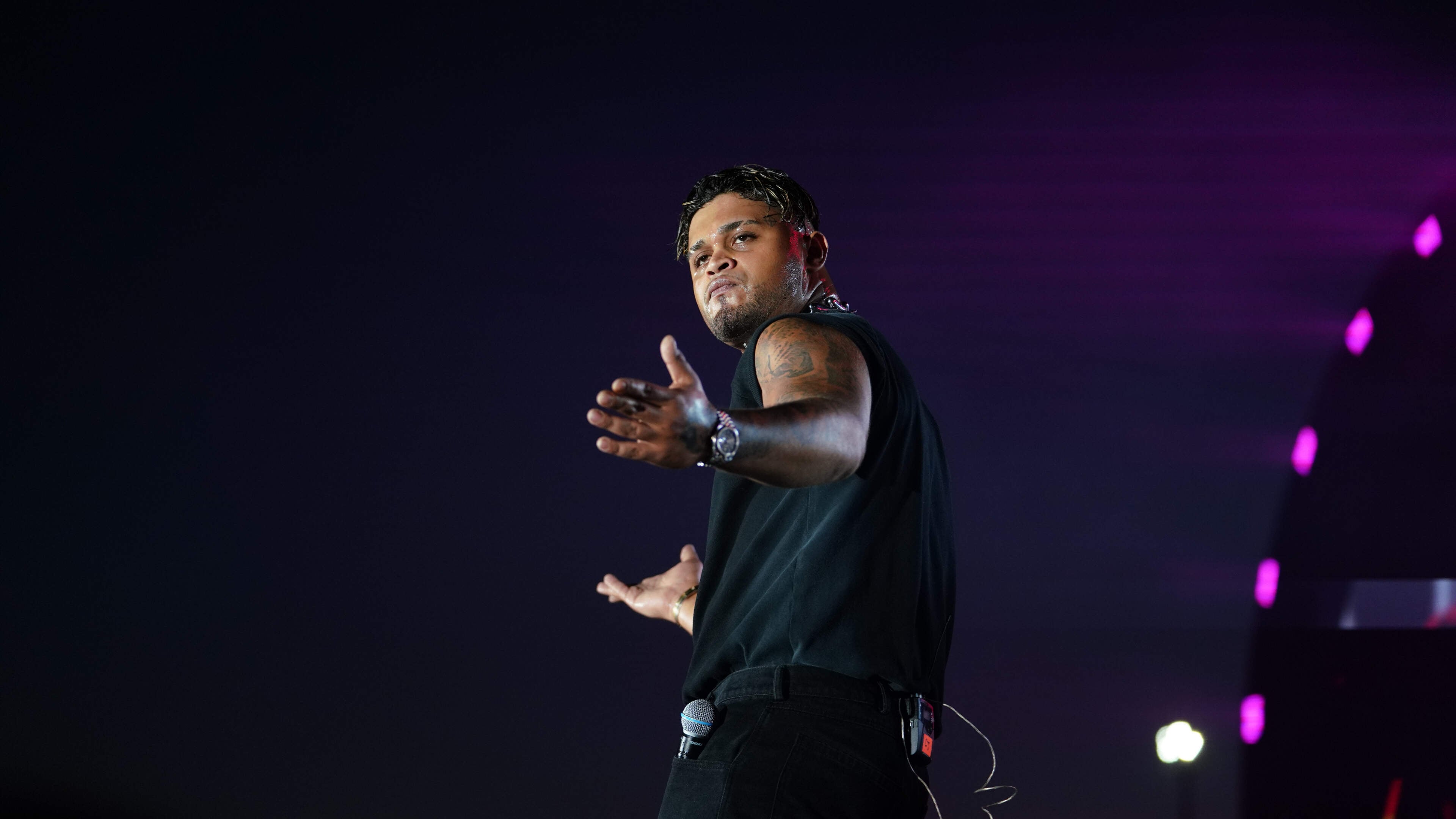 Populaire Turkse rapper bestolen van laptop, kort voor optreden in Nederland: ’Hoe veilig is Amsterdam?’