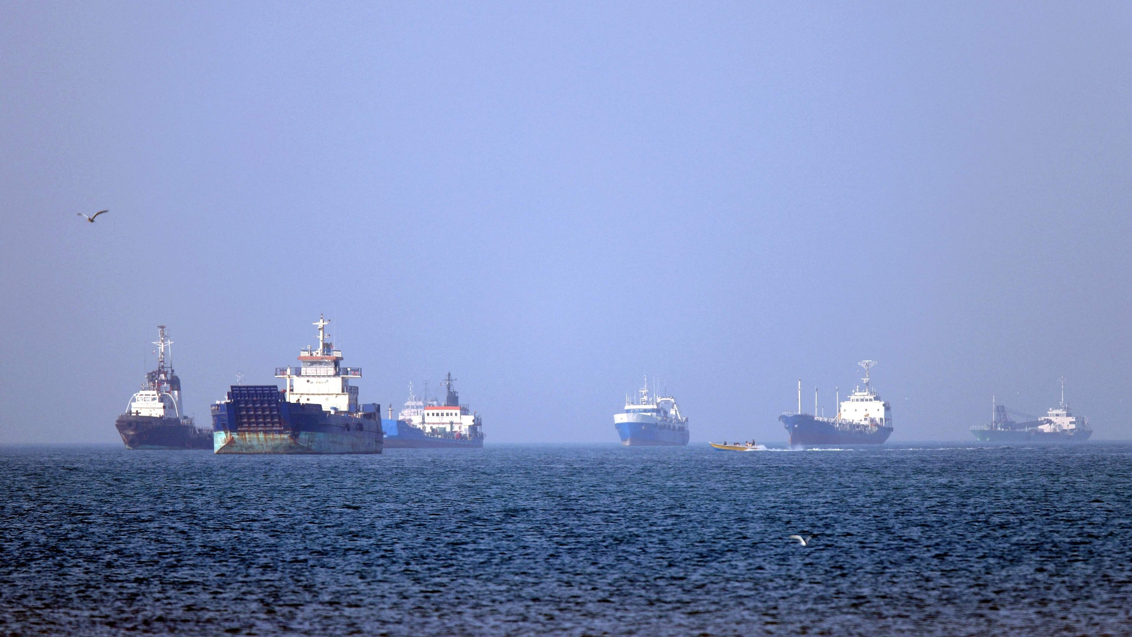 LIVE | Zuid-Korea onderzoekt brand op schip in Straat van Hormuz
