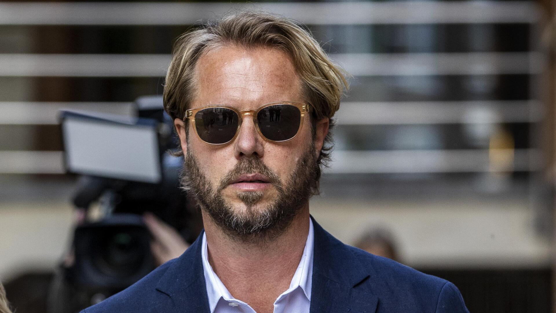 Thijs Römer meldt zich bij gevangenis voor uitzitten celstraf | De ...