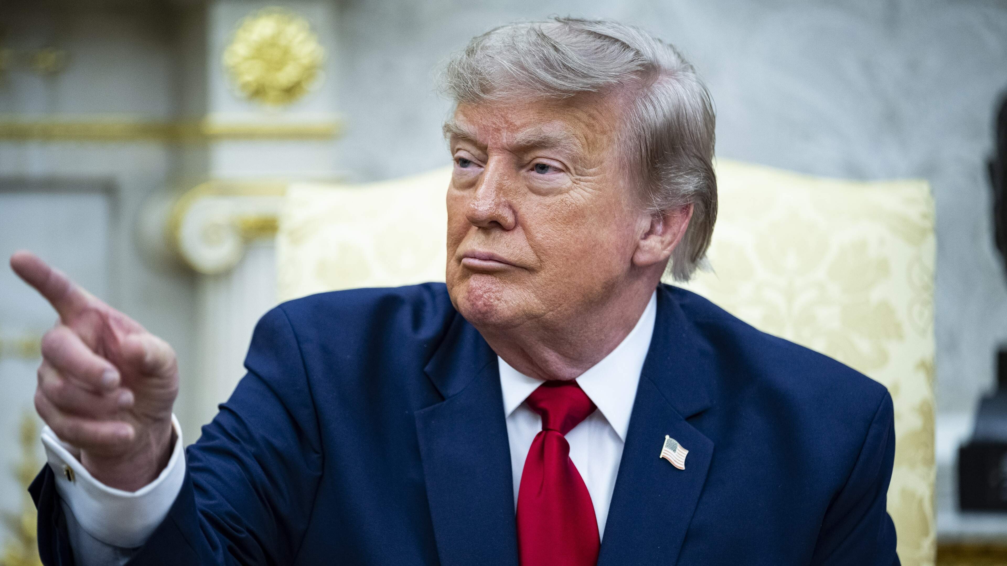 LIVE | Trump dreigt aanvallen op Iran uit te breiden naar bruggen en elektriciteitscentrales: ’Volgende week wordt het echt erg voor ze’