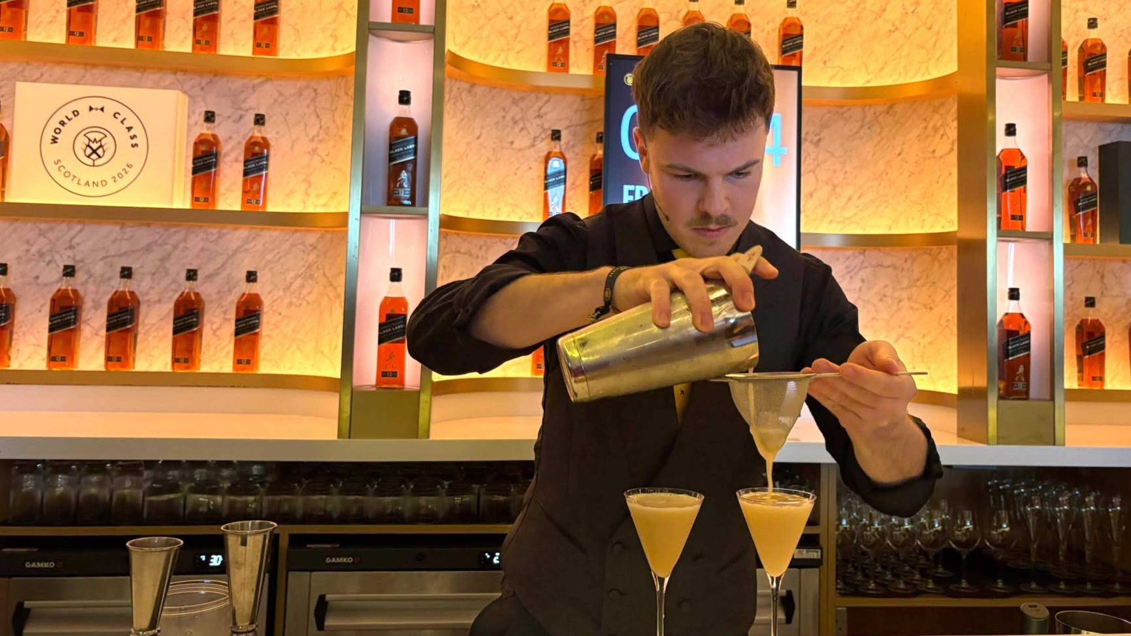 De cocktail van nu gaat terug naar de basis: ’Geen matcha-gedoe en andere poespas, de wereld is al ingewikkeld genoeg’