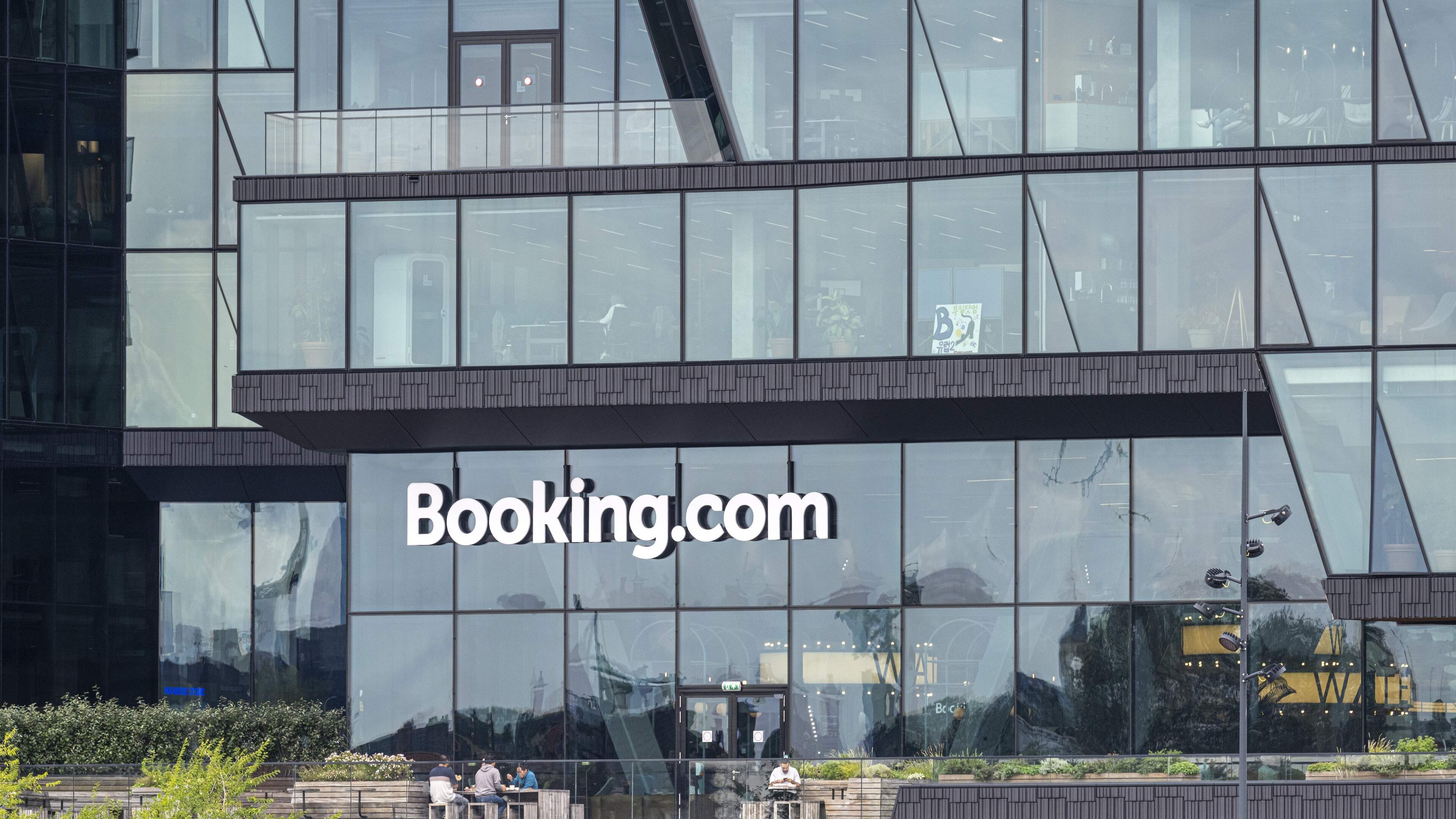 Brussel opent onderzoek naar Booking.com vanwege nepaccommodaties en phishingpogingen