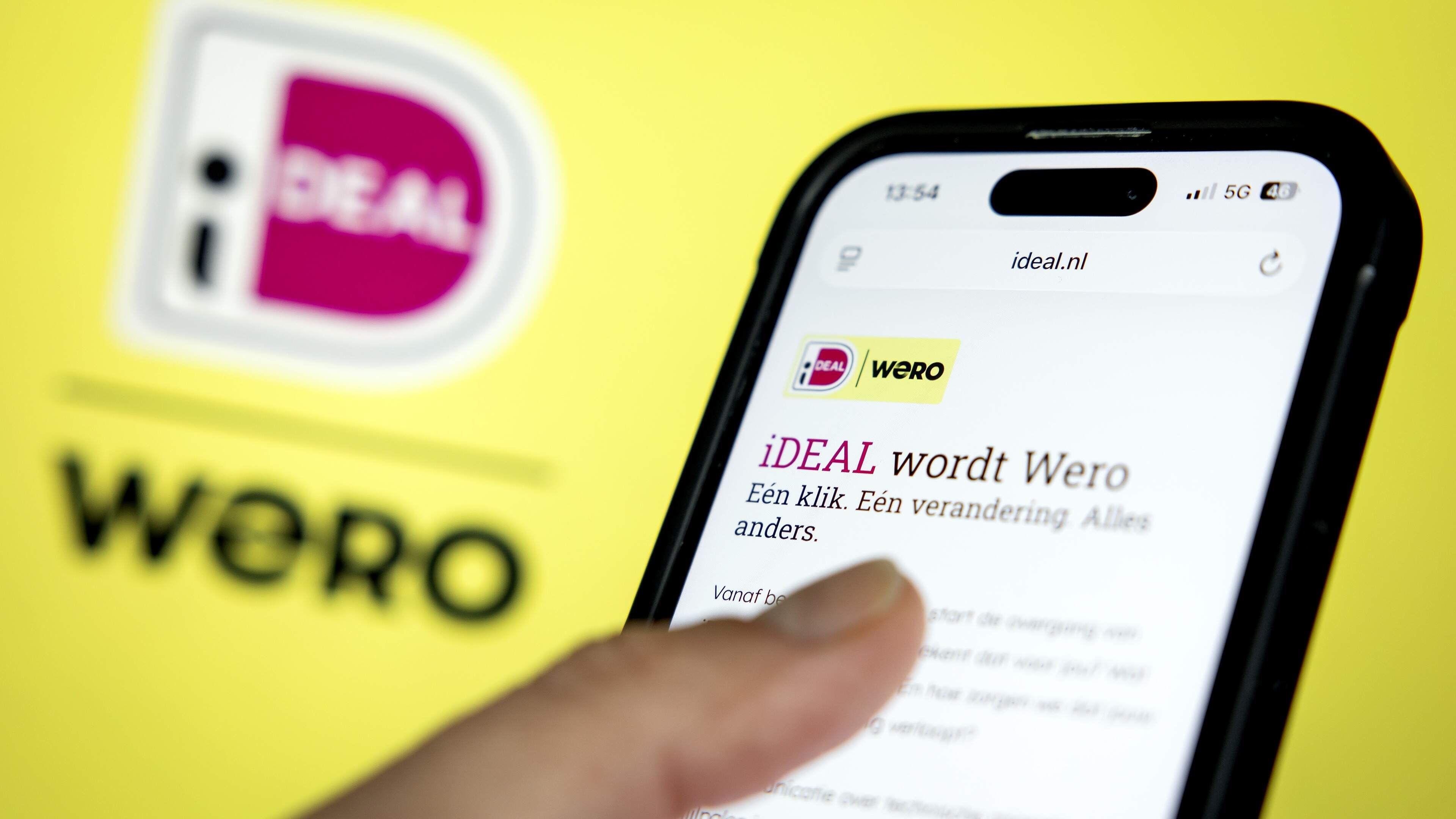 Oplichters slaan slag bij overgang van iDEAL naar Wero: aantal nepmails explosief gestegen