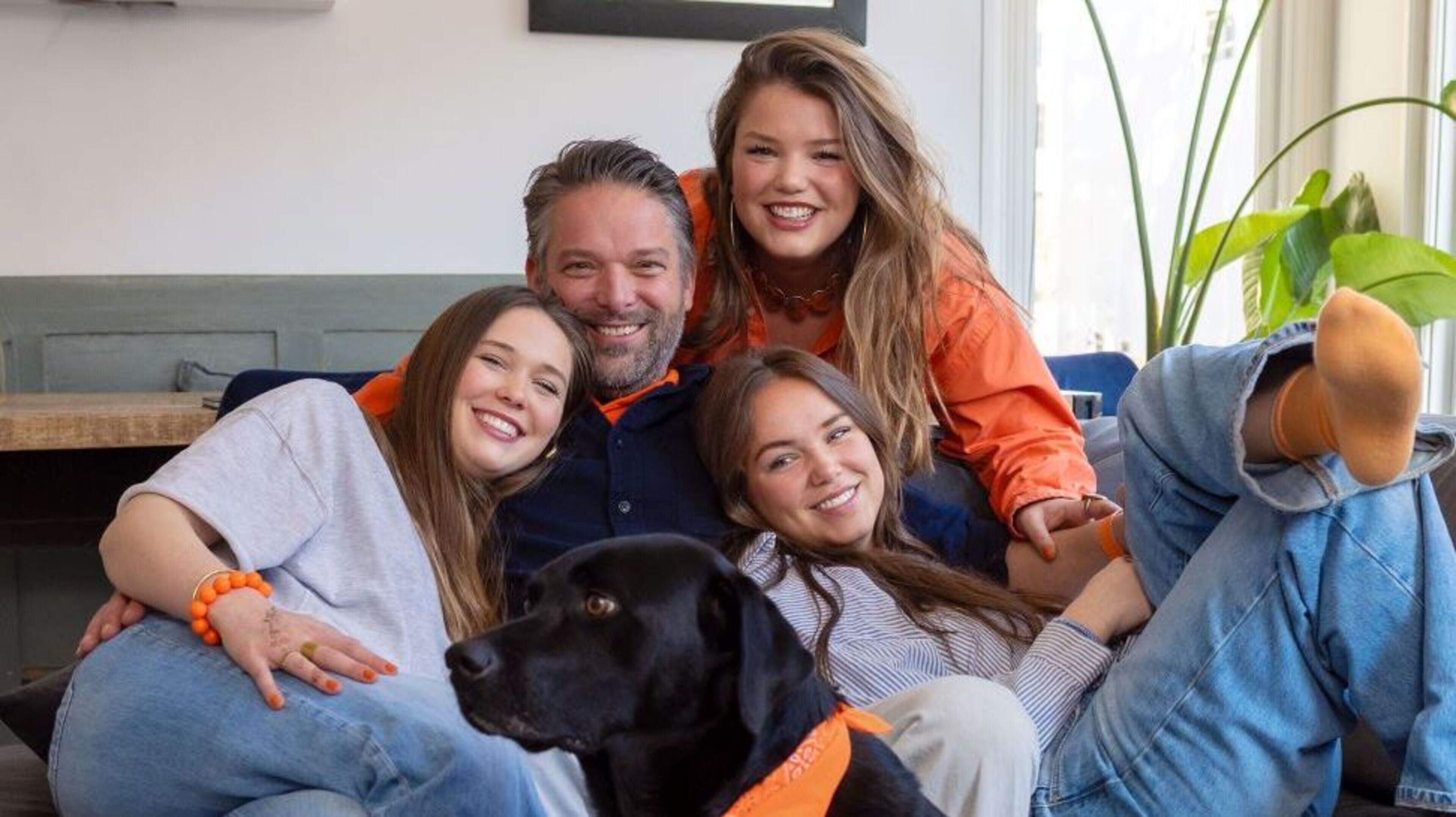 Dirk (48) heeft drie dochters: ’Overal watjes, lange haren tegen de douchewand en kledinghoopjes door het hele huis’