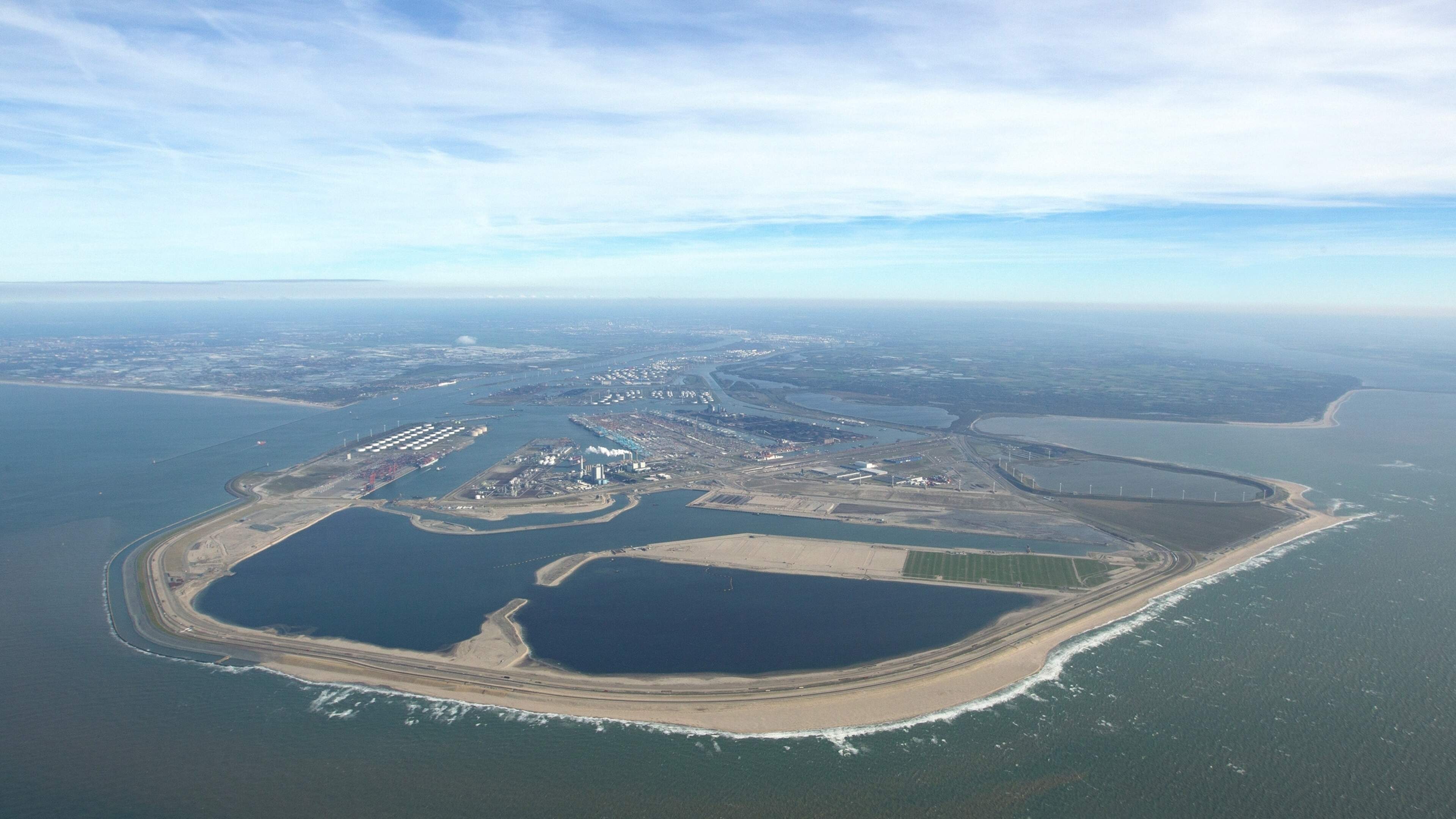 Groen licht voor reusachtige waterstoffabriek van Duitse energiereus RWE op Tweede Maasvlakte