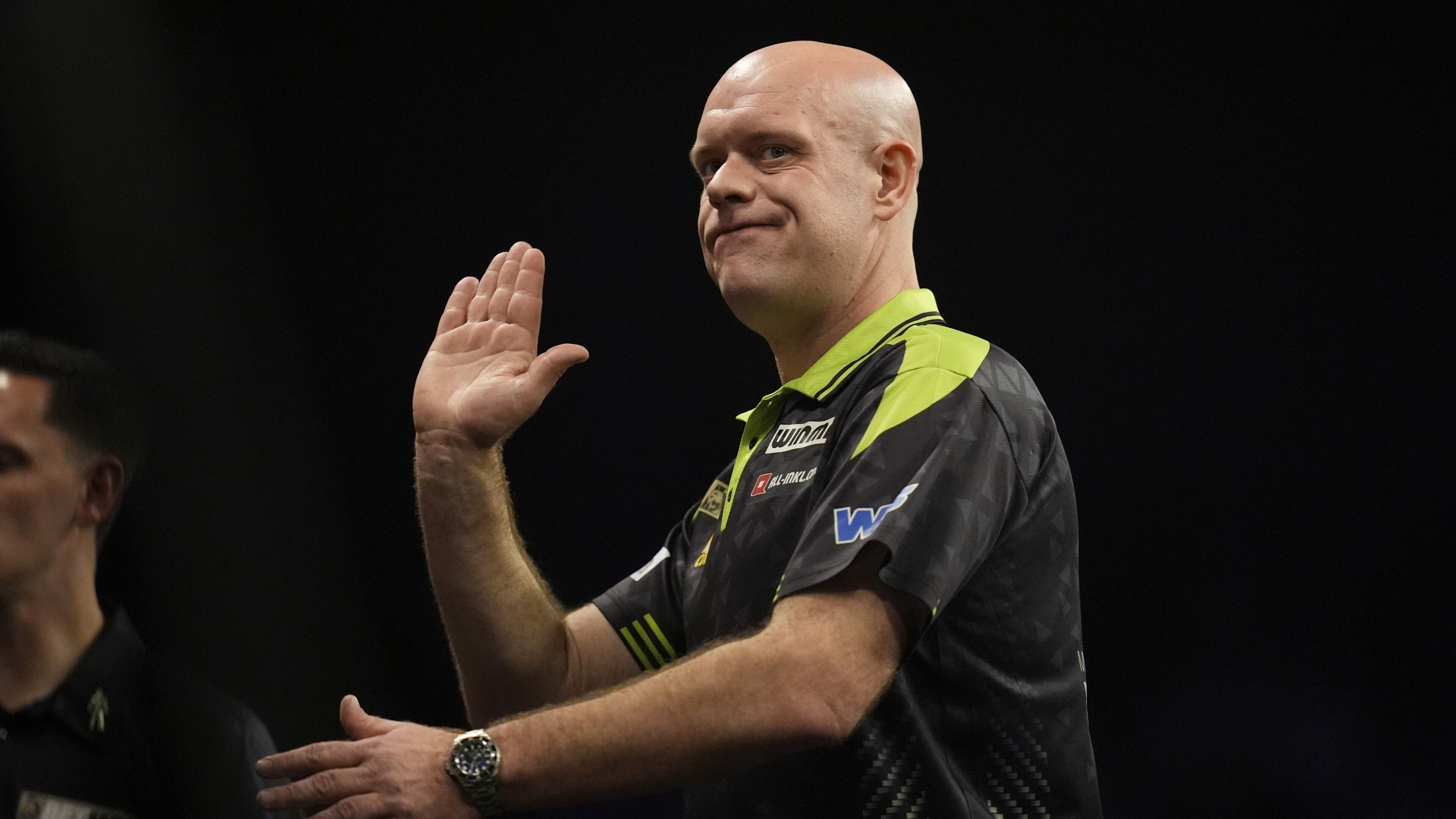 LIVE Premier League Darts: drama in Rotterdam, na Van Veen ook Van Gerwen direct uitgeschakeld