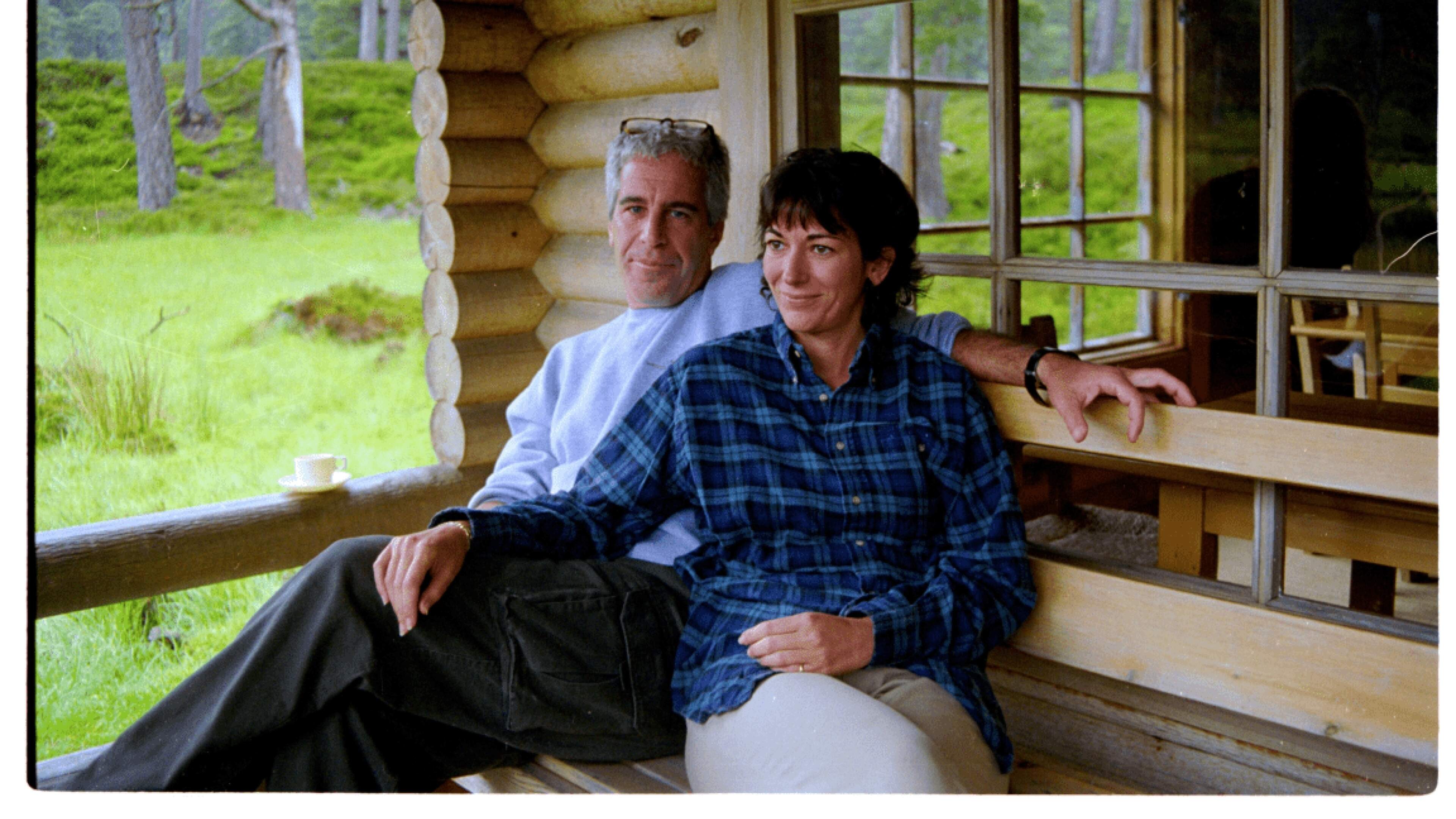 Meerdere congresleden VS open voor gratie Ghislaine Maxwell, vriendin van Jeffrey Epstein