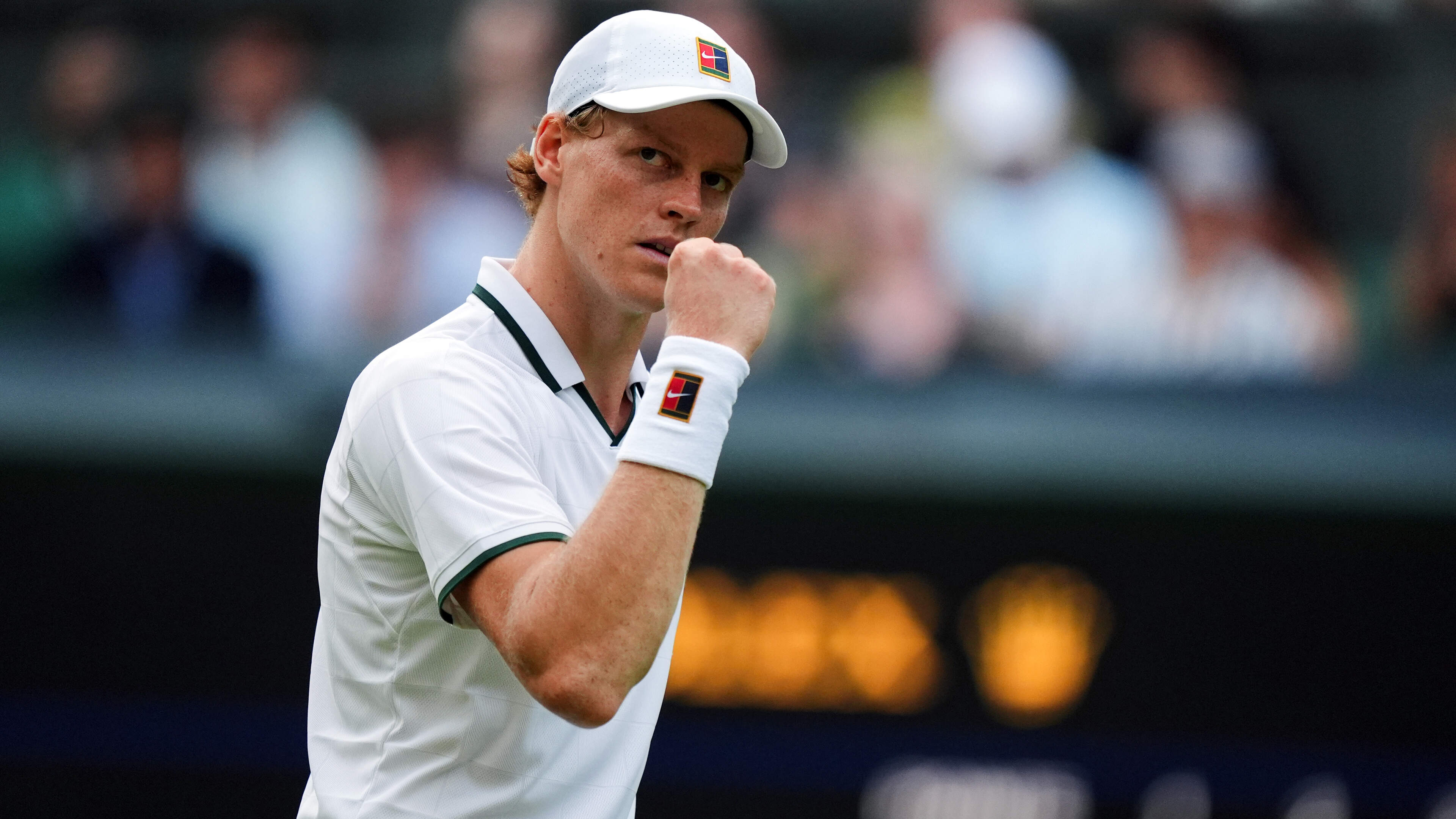 LIVE Wimbledon | Jannik Sinner wint ook tweede set in kwartfinale, Coco Gauff brengt stand weer gelijk