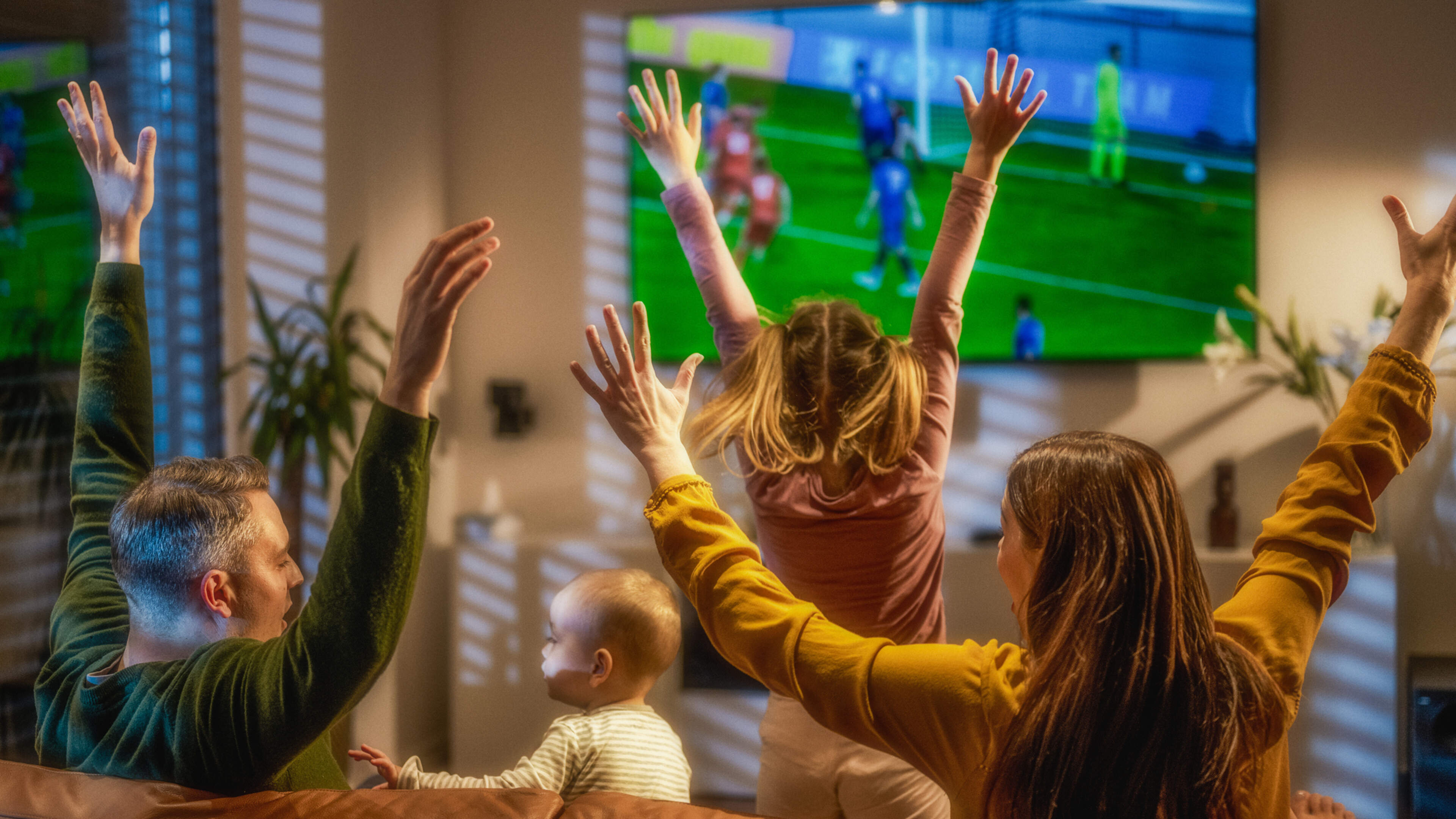 Laat je je kinderen opblijven voor WK-wedstrijden of niet? Experts geven advies over hoe je dit aanpakt