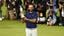 Een trotste Scottie Scheffler poseert na het winnen van de Brits open.