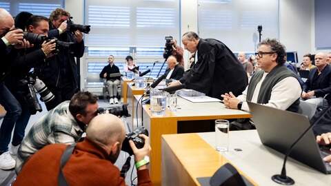 Marco Borsato in de rechtbank, op de eerste dag van de inhoudelijke behandeling van de zedenzaak tegen hem. De zanger wordt verdacht van ontucht met een minderjarige.