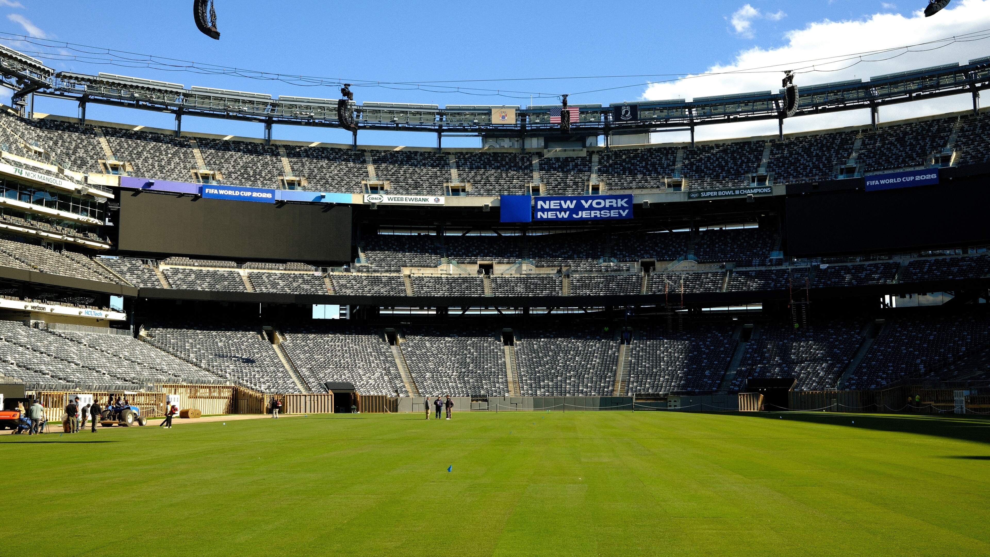 VIDEO Nog een maand tot de start van het WK voetbal: MetLife Stadium omgetoverd tot finale-pronkstuk