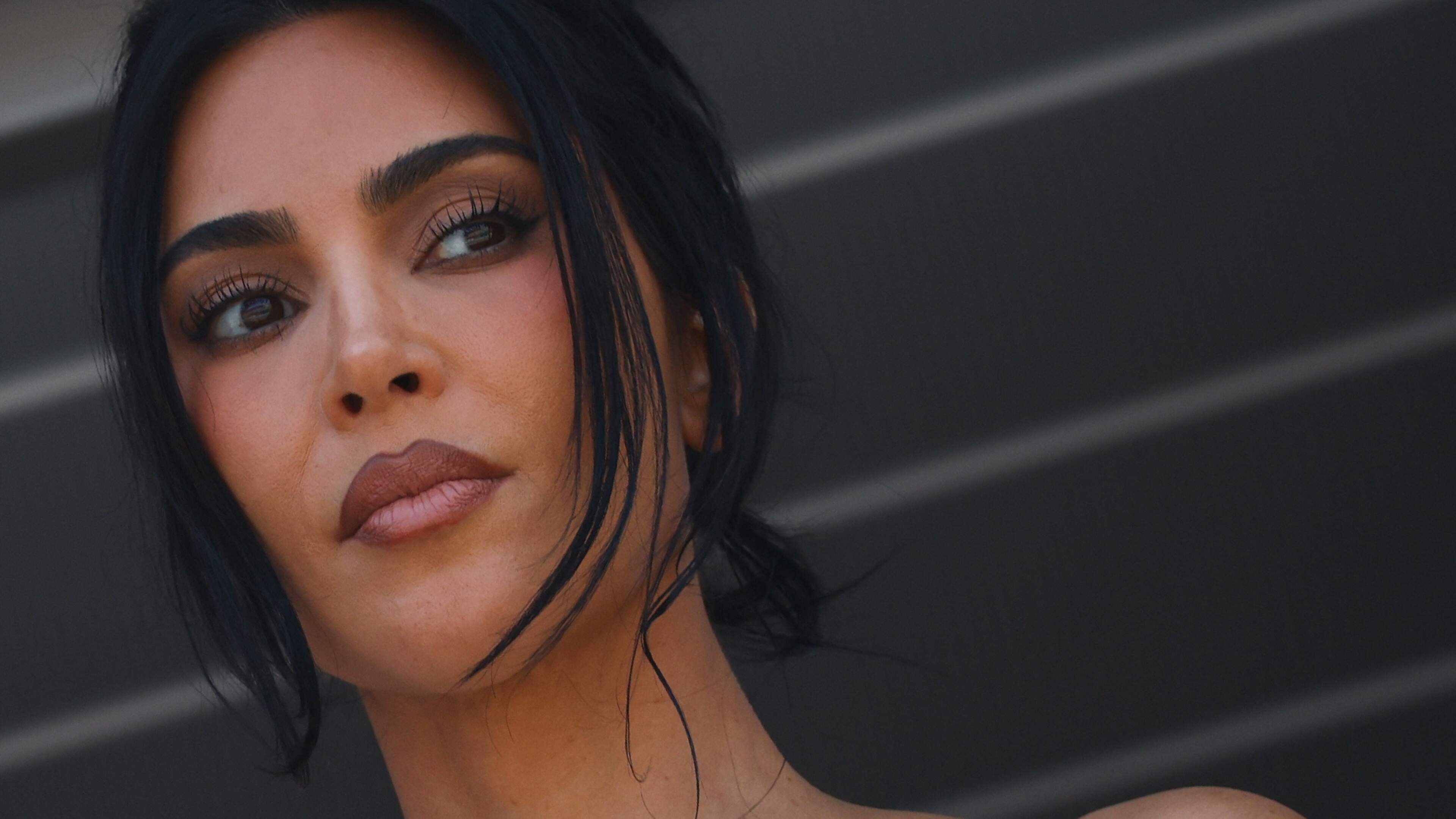 Kim Kardashian rouwt om overleden oma Mary Jo: ’Mijn veilige haven’