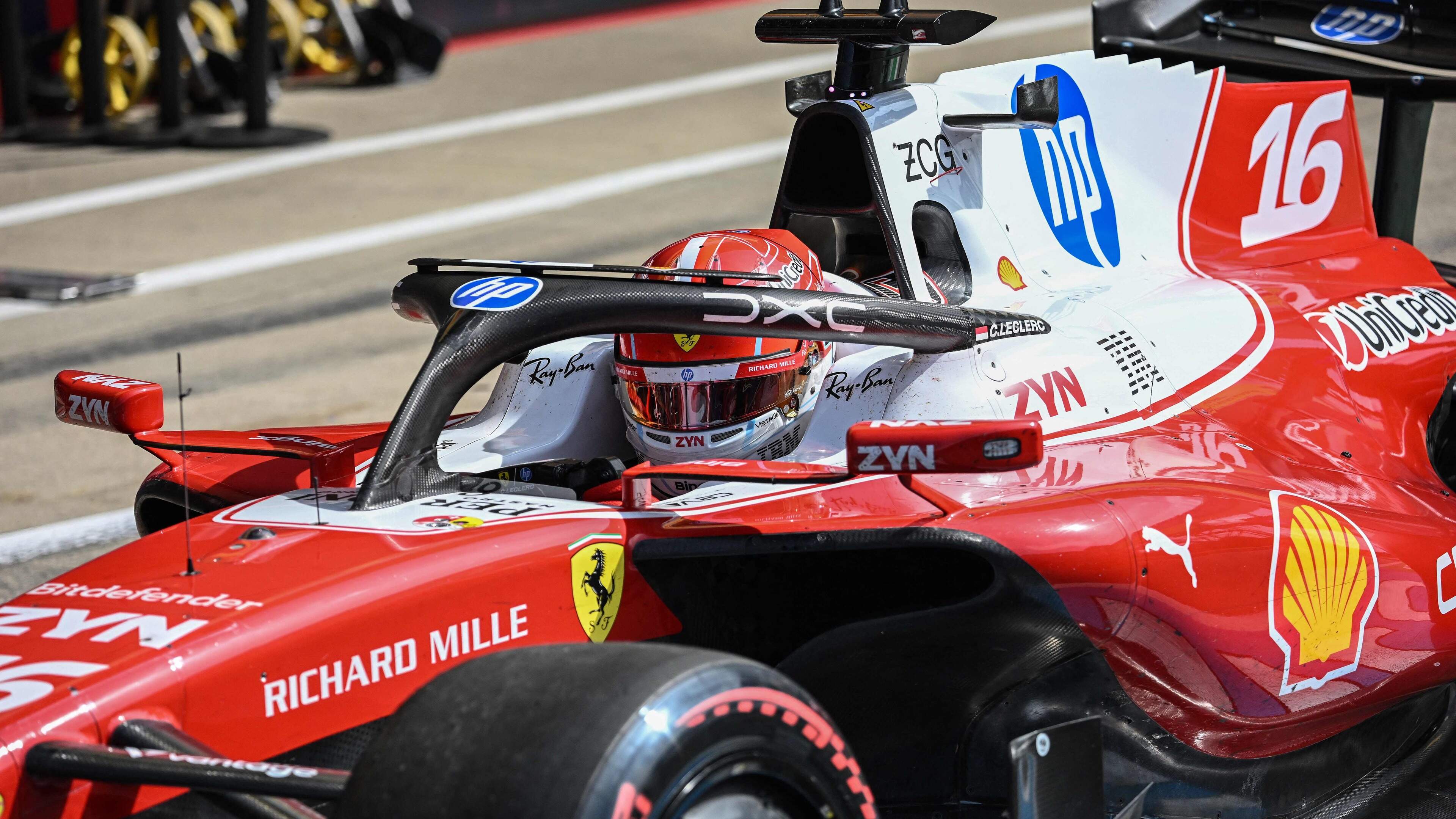 Charles Leclerc na zege op Silverstone: ’Niet zoals ik had gedroomd, maar ik ben ongelooflijk blij’