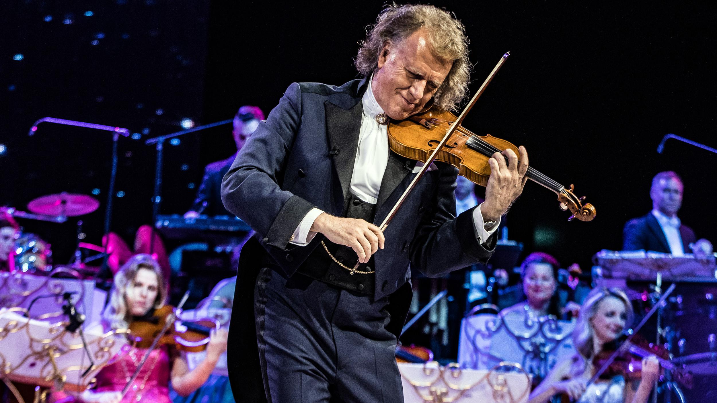 André Rieu na twintig maanden weer op het podium: 'Een van de mooiste en  meest emotionele' | De Telegraaf