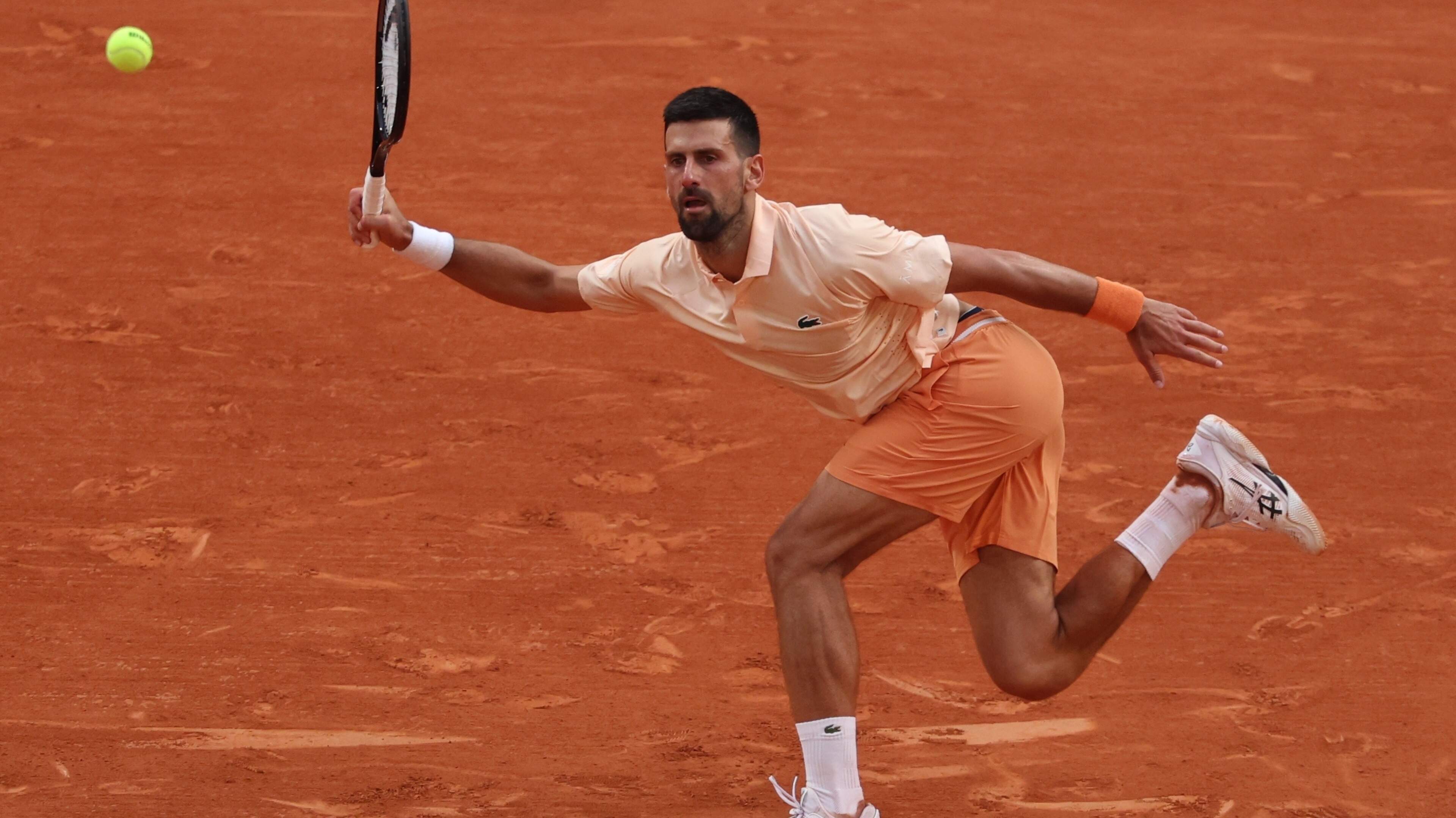 LIVE Roland Garros: Novak Djokovic moet tot uiterste gaan, schitterende zege Jesper de Jong