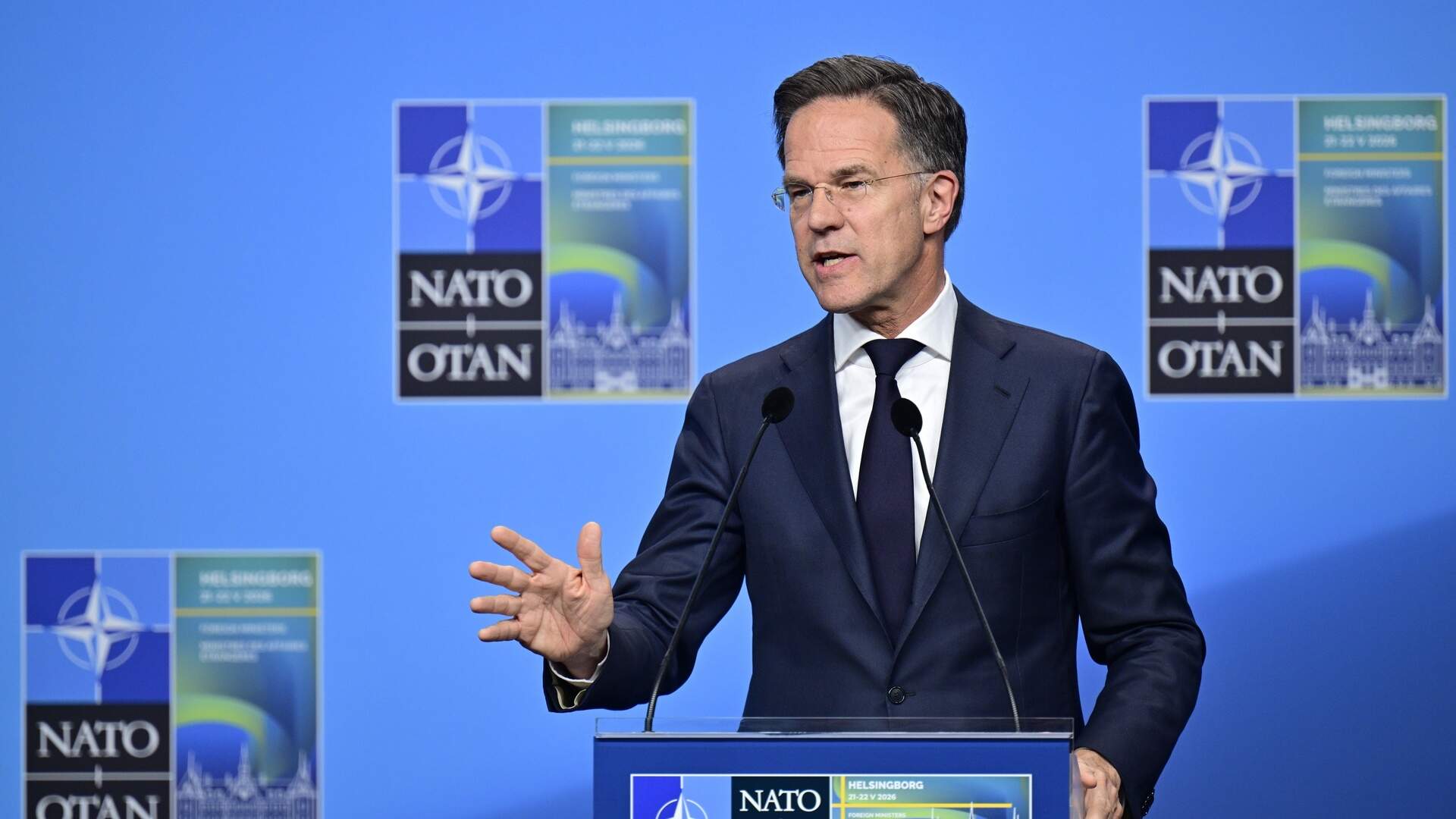 NAVO-baas Rutte erkent tijdens bijeenkomst met ondernemers: ’Mijn ...