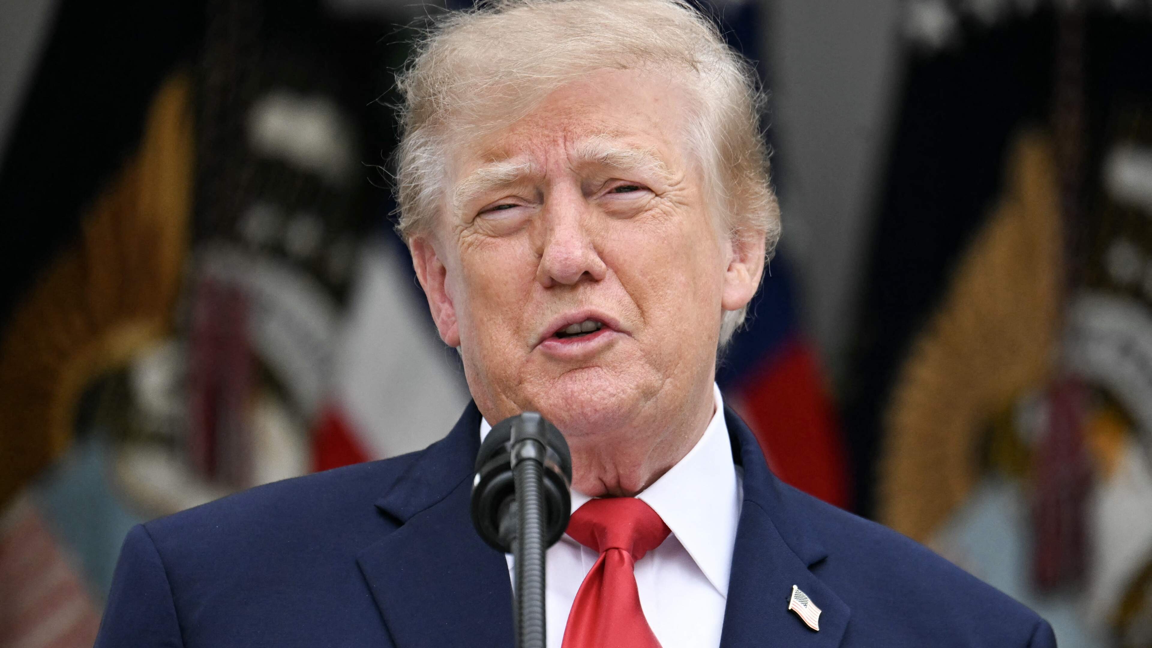 Bondgenoten Trump bespreken verregaande maatregelen bij midterms: zelfs staat van beleg niet uitgesloten