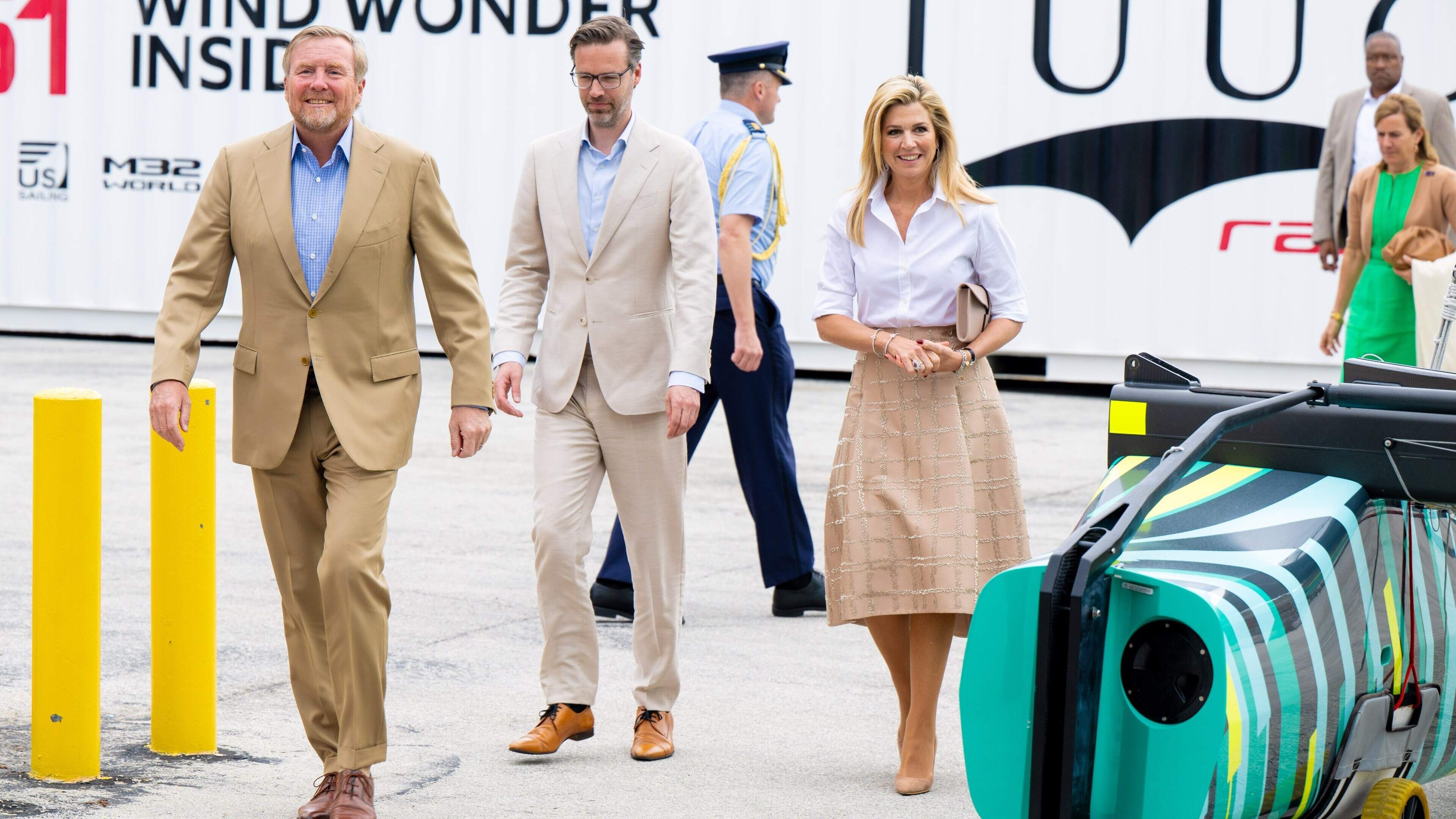 Bye bye Miami: koningin Máxima sluit werkbezoek af in frisse boot-look