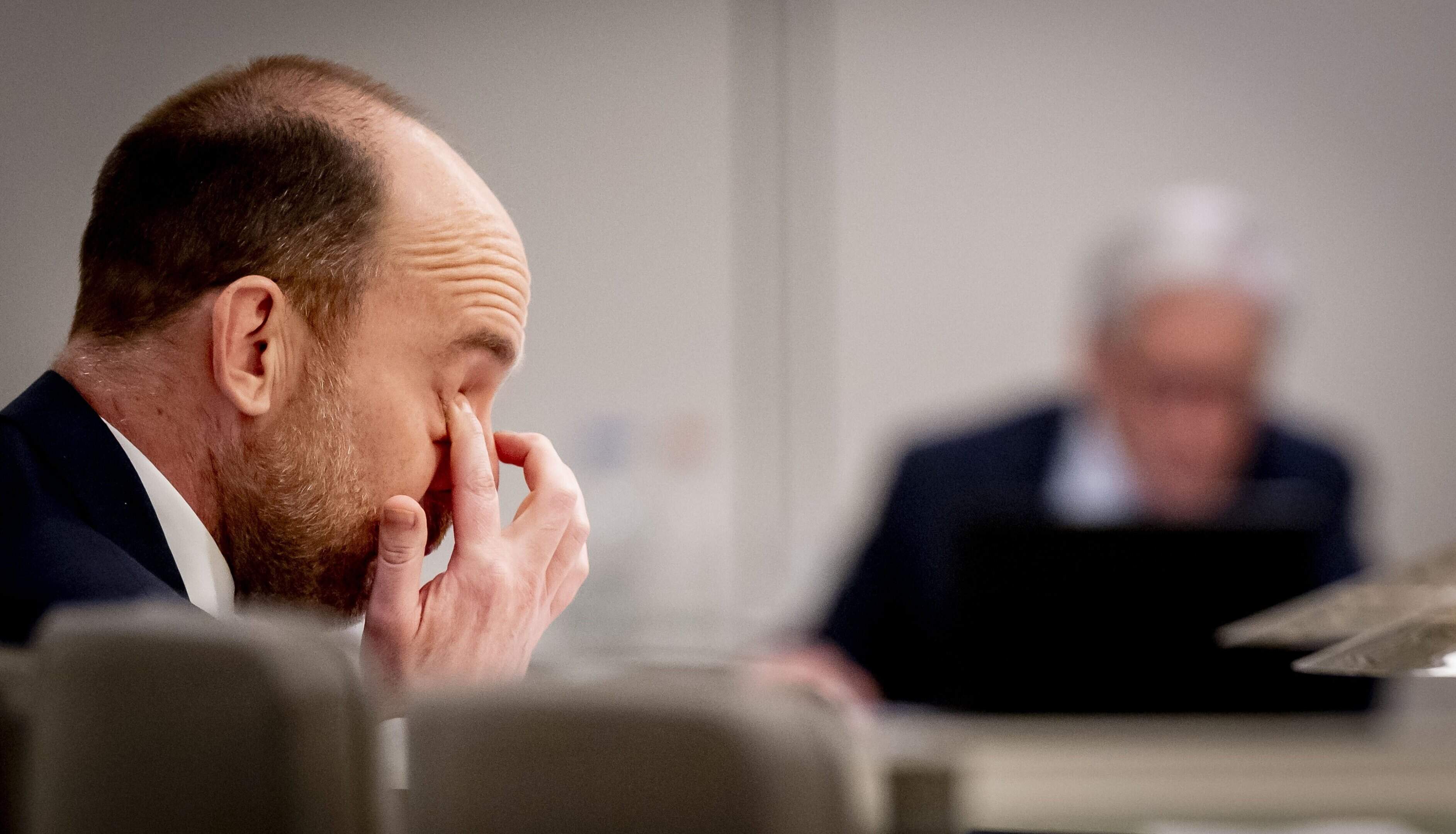 PVV speelt hoog spel met bom onder asielwetten: verbijstering in coalitie om ’politiek theater’