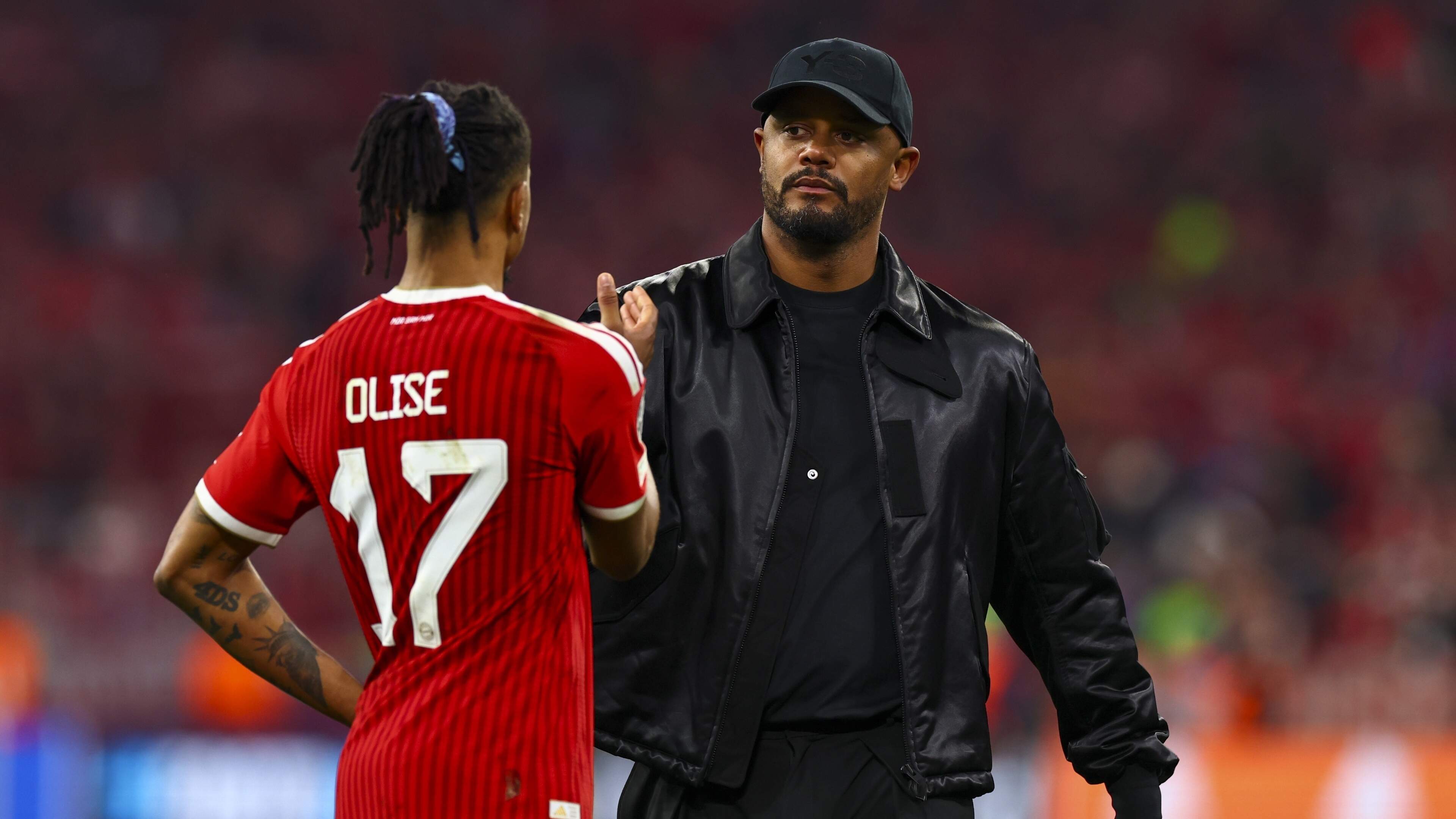Bayern München-manager Vincent Kompany: ’De regels daarover zijn een beetje bizar’